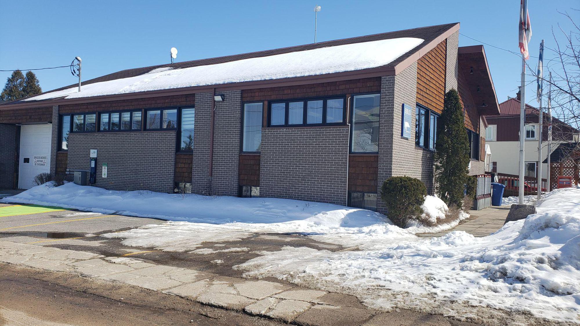 Canada Post SaintEdmondlesPlaines, QC EV Station