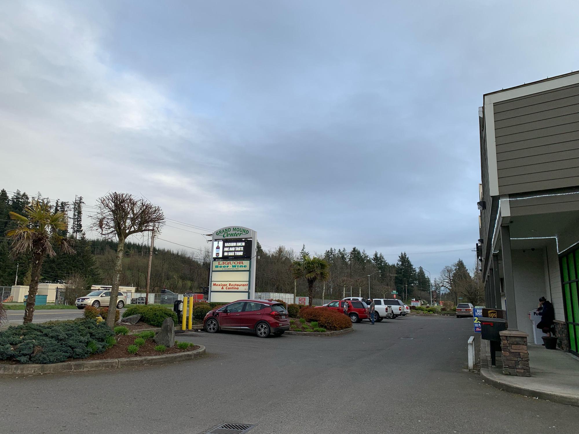 Grand Mound Liquor Rochester, WA EV Station