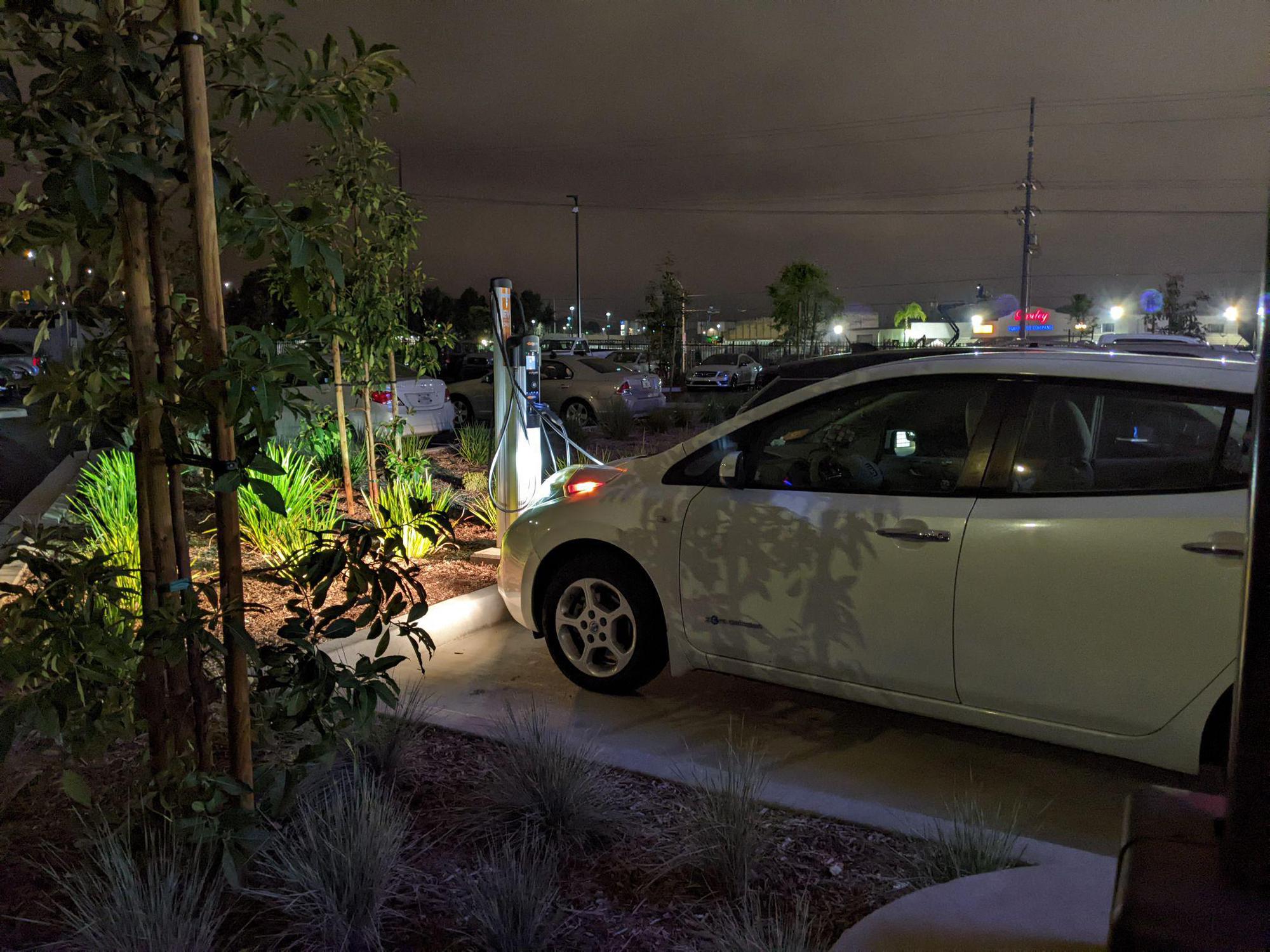 Carvana San Diego Escondido, CA EV Station