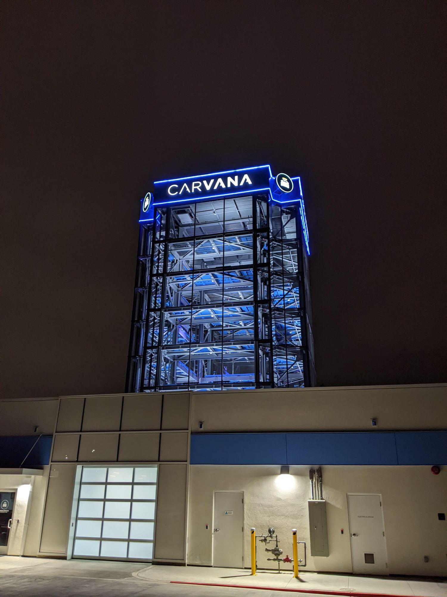 Carvana San Diego Escondido, CA EV Station