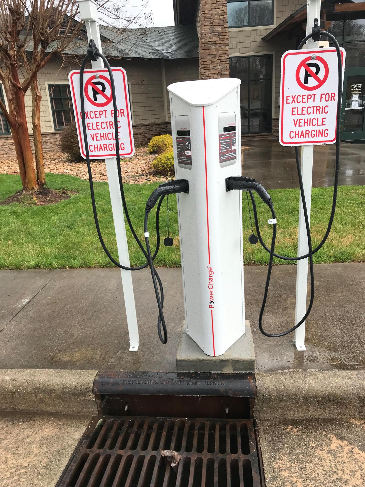 Jonesville Town Hall Jonesville, NC EV Station
