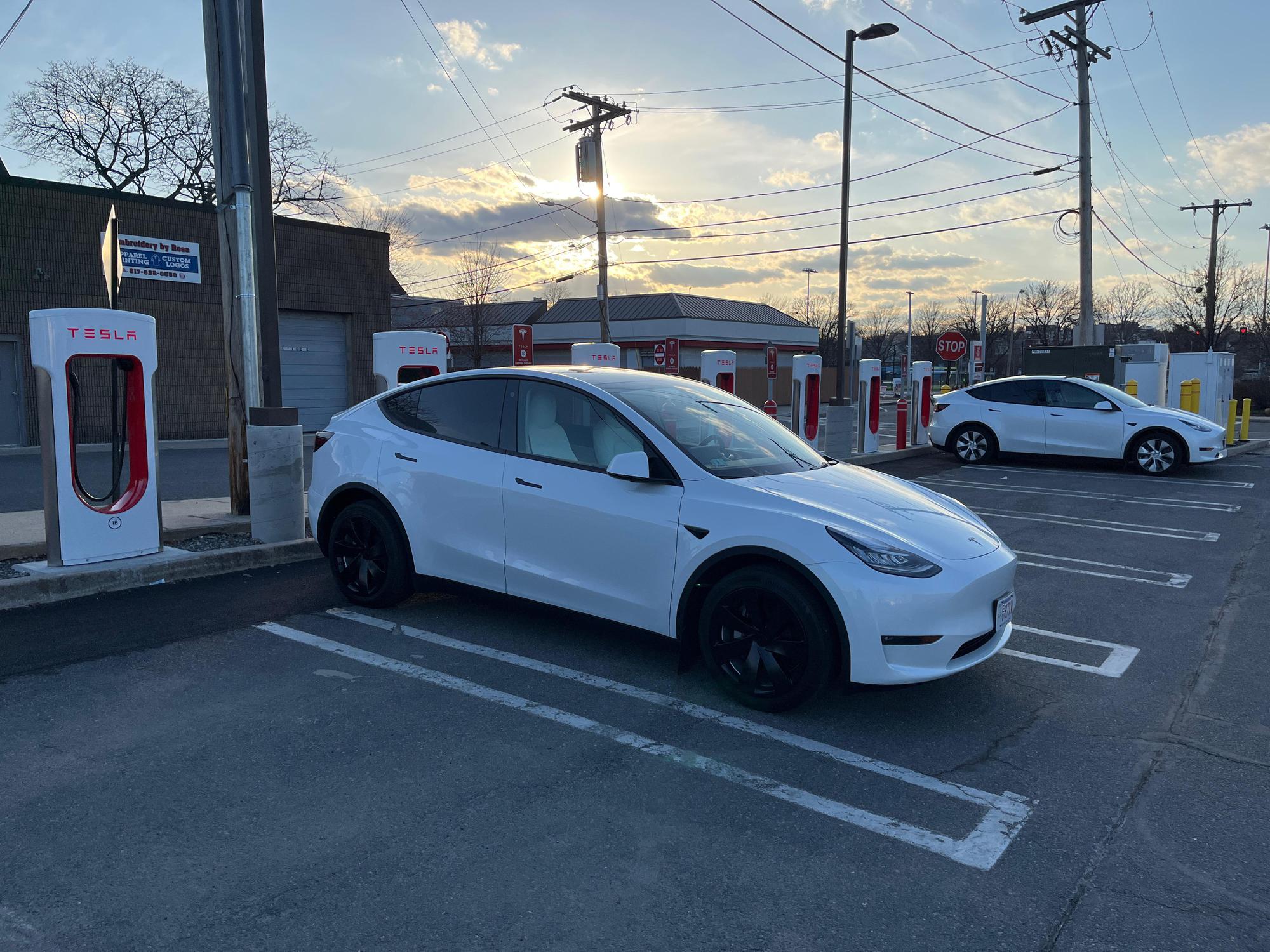 Stop & Shop Somerville, MA EV Station