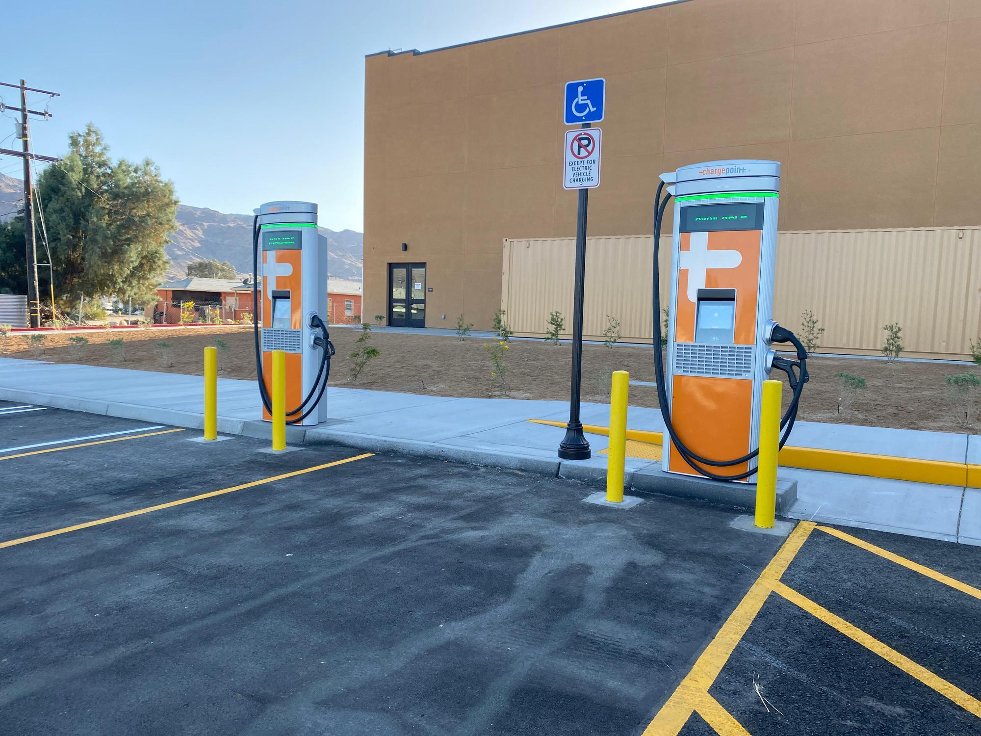 Community Center Twentynine Palms Twentynine Palms, CA EV Station