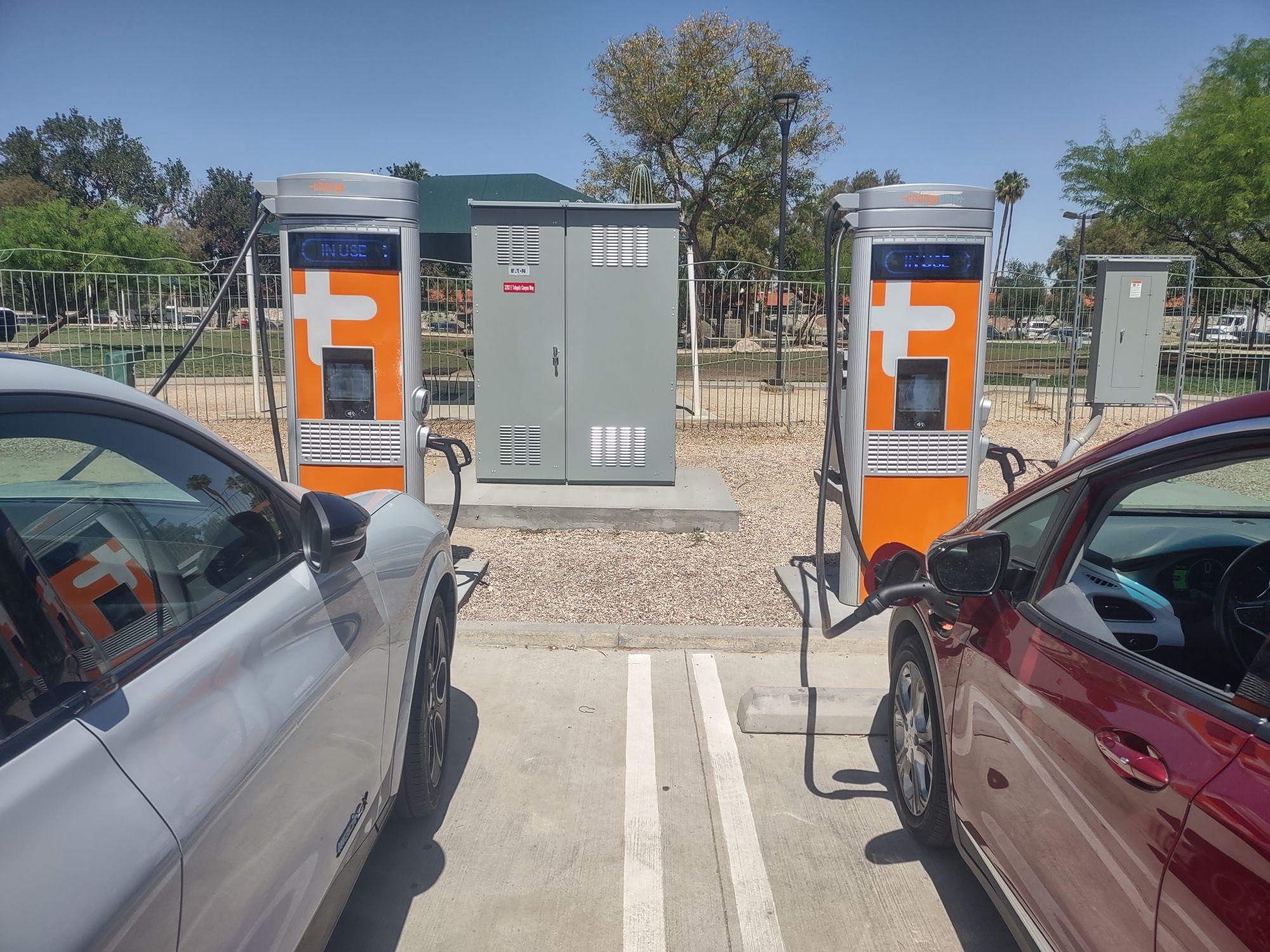 Palm Springs City Hall / Dog Park Palm Springs, CA EV Station