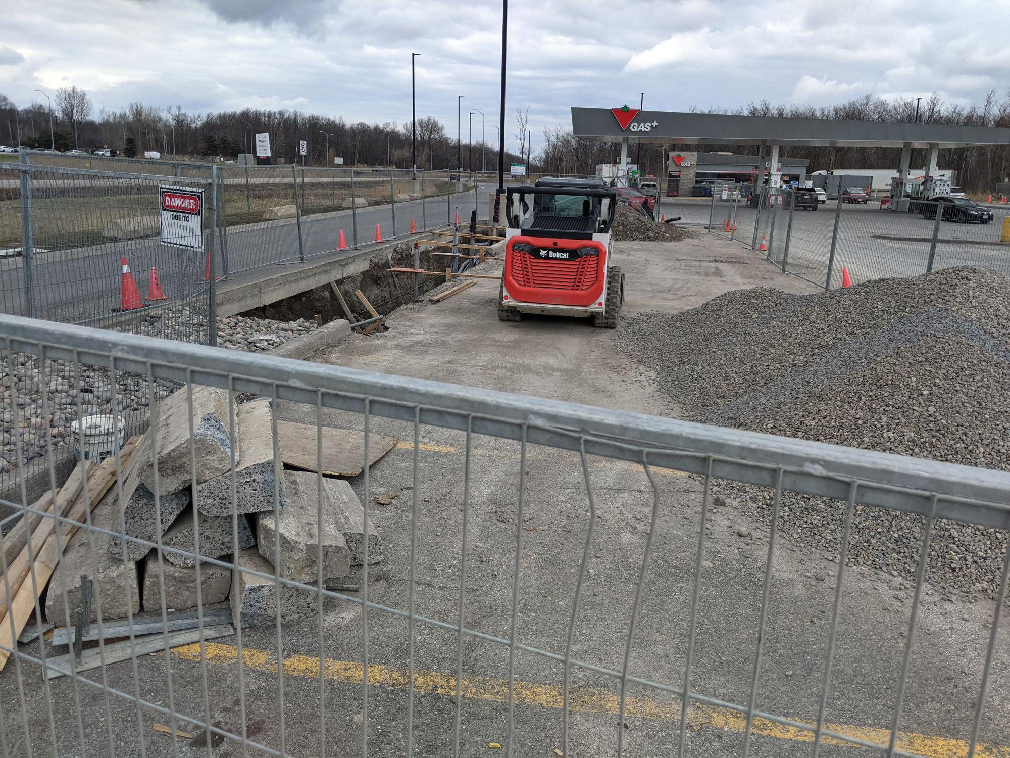 ONroute Trenton South 401 Eastbound Brighton, ON EV Station