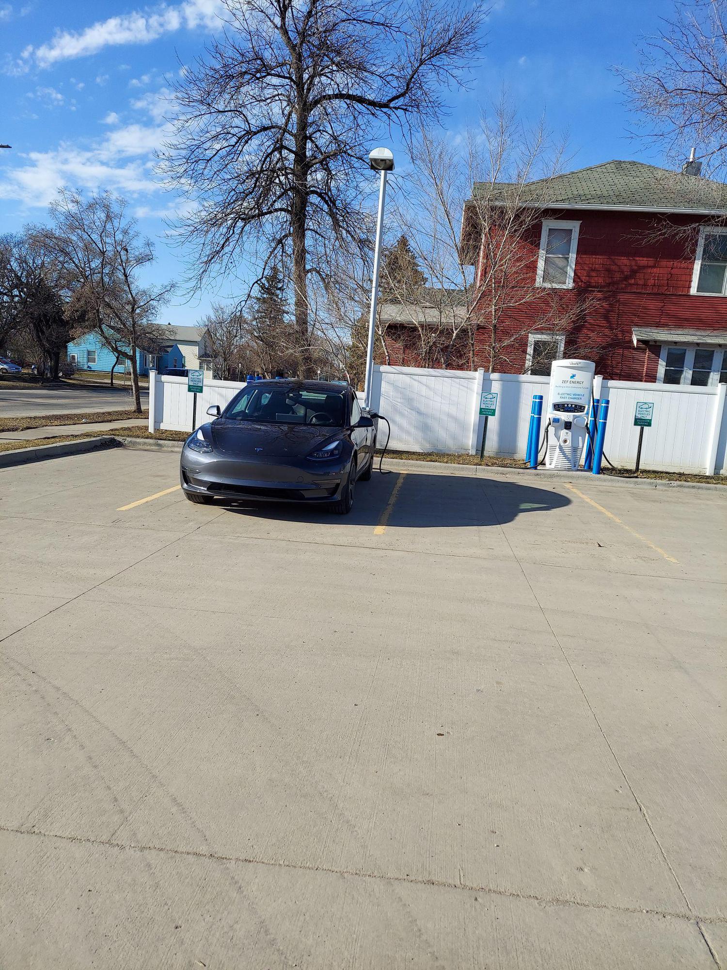 Simonson Station Stores / Subway Grafton, ND EV Station