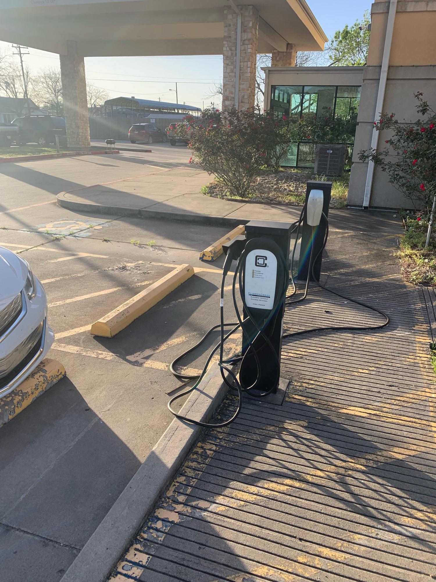 Budget Inn & Suites Ganado Ganado, TX EV Station