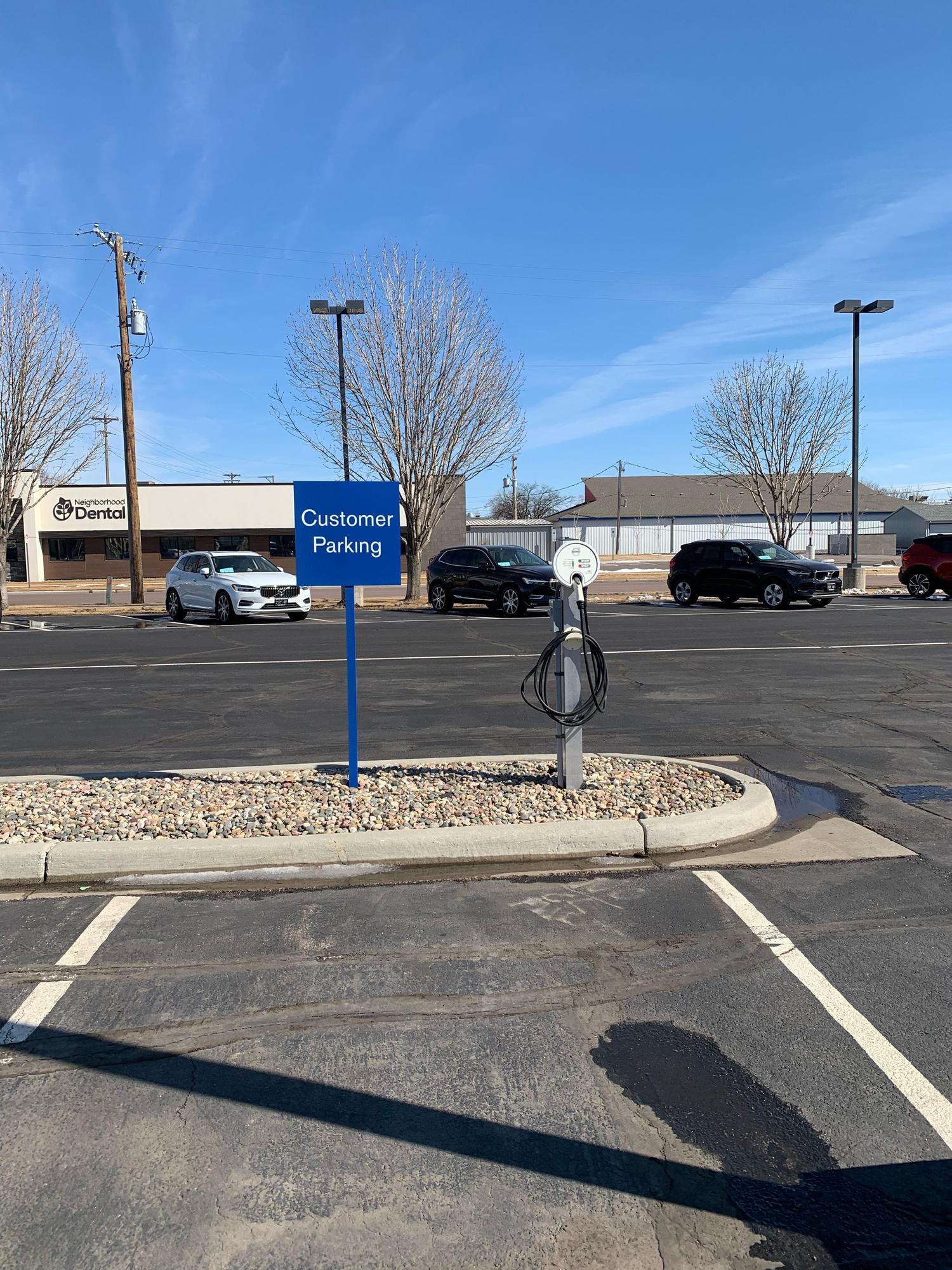 Volvo Cars Sioux Falls Sioux Falls, SD EV Station