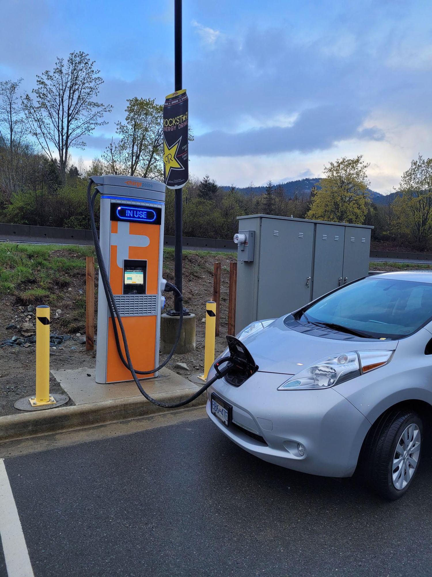 Snaw-Naw-As Market | Lantzville, BC | EV Station