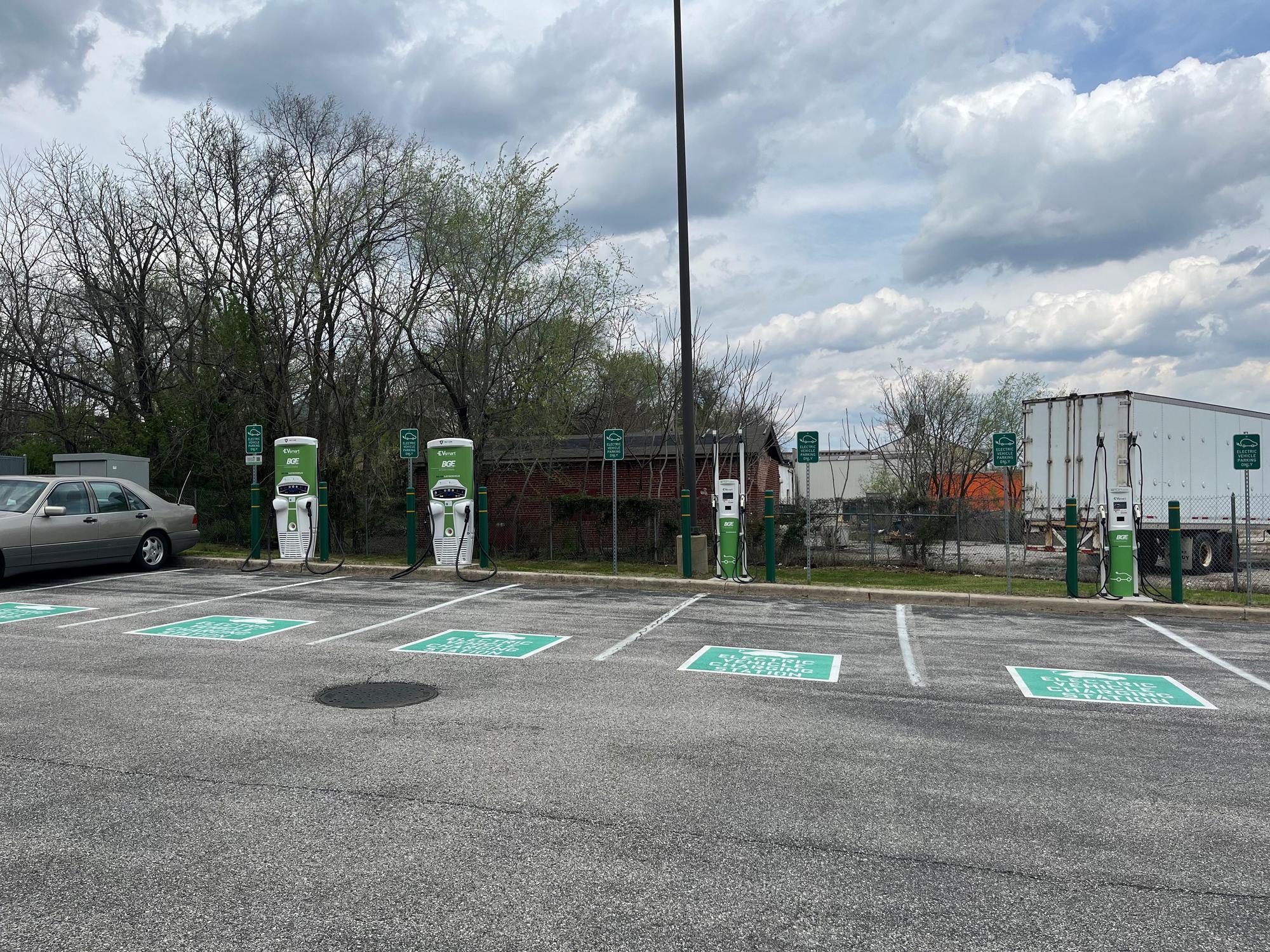 John R. Hargrove BGE EVsmart - John R. Hargrove District Court | Baltimore, MD | EV Station