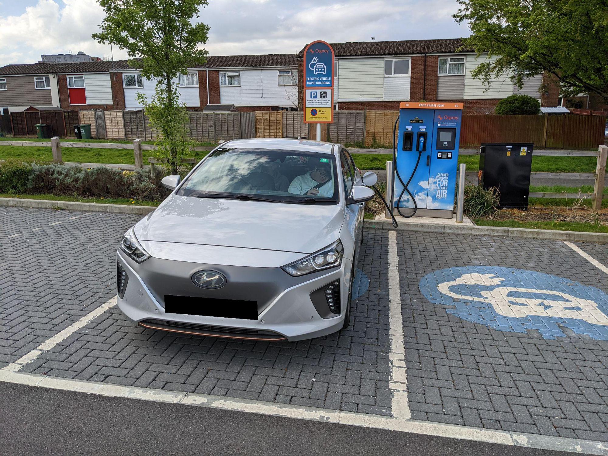 The Dragonfly Pub Basingstoke Maldive Road, Basingstoke, RG24 9AS