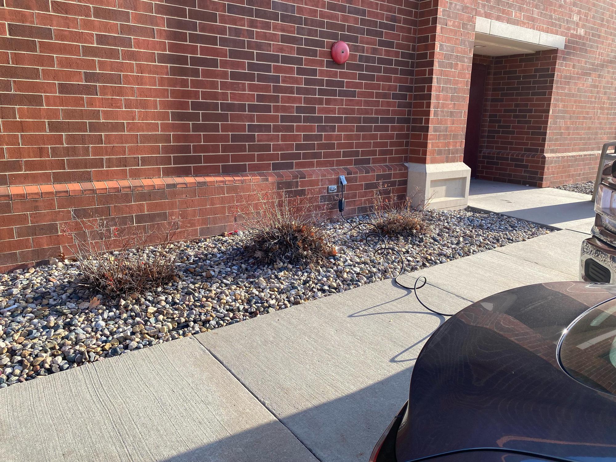 Hampton Inn West Des Moines Lake Drive West Des Moines, IA EV Station