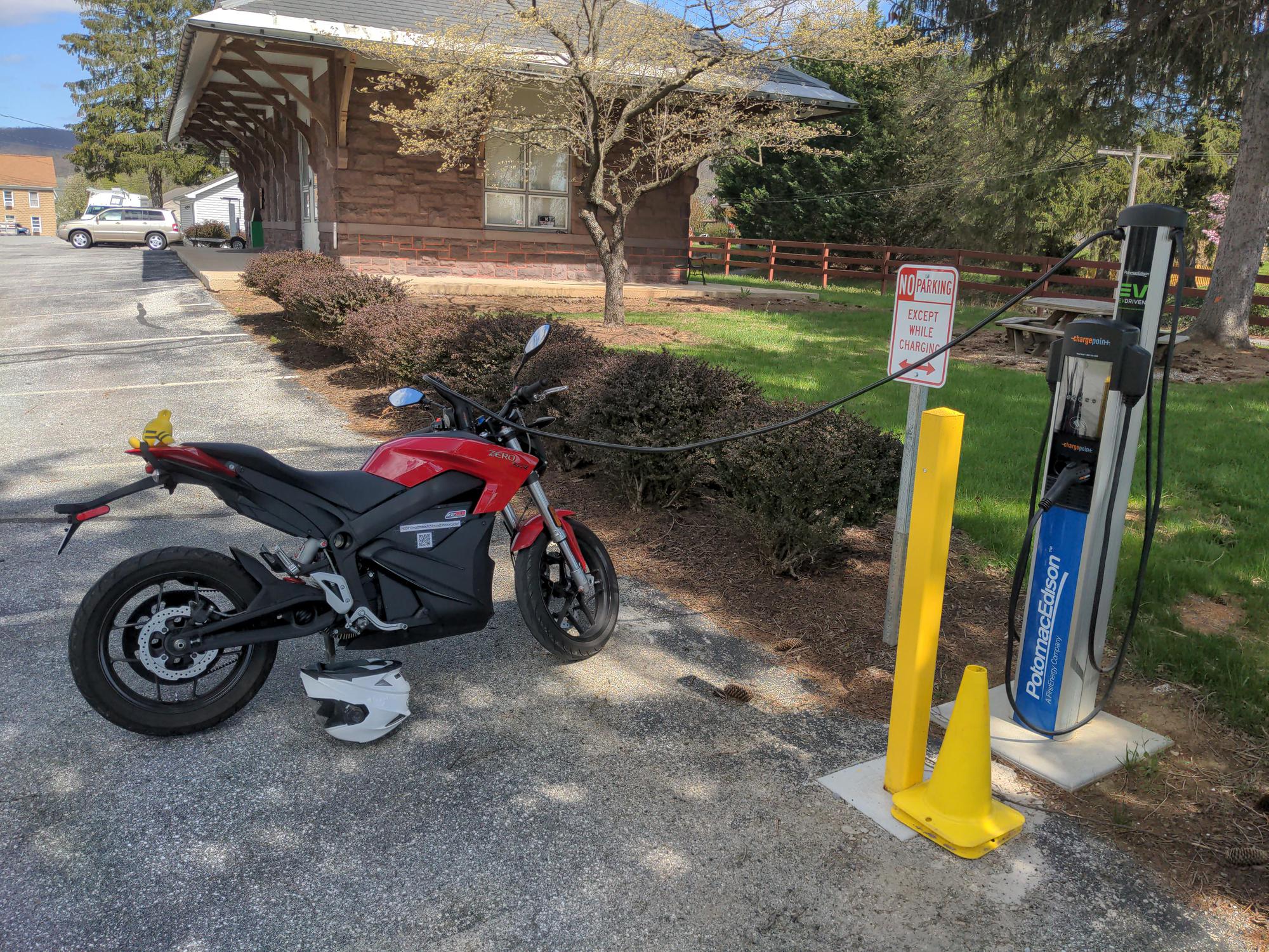 Potomac Edison Smithsburg Police Station Smithsburg, MD EV Station