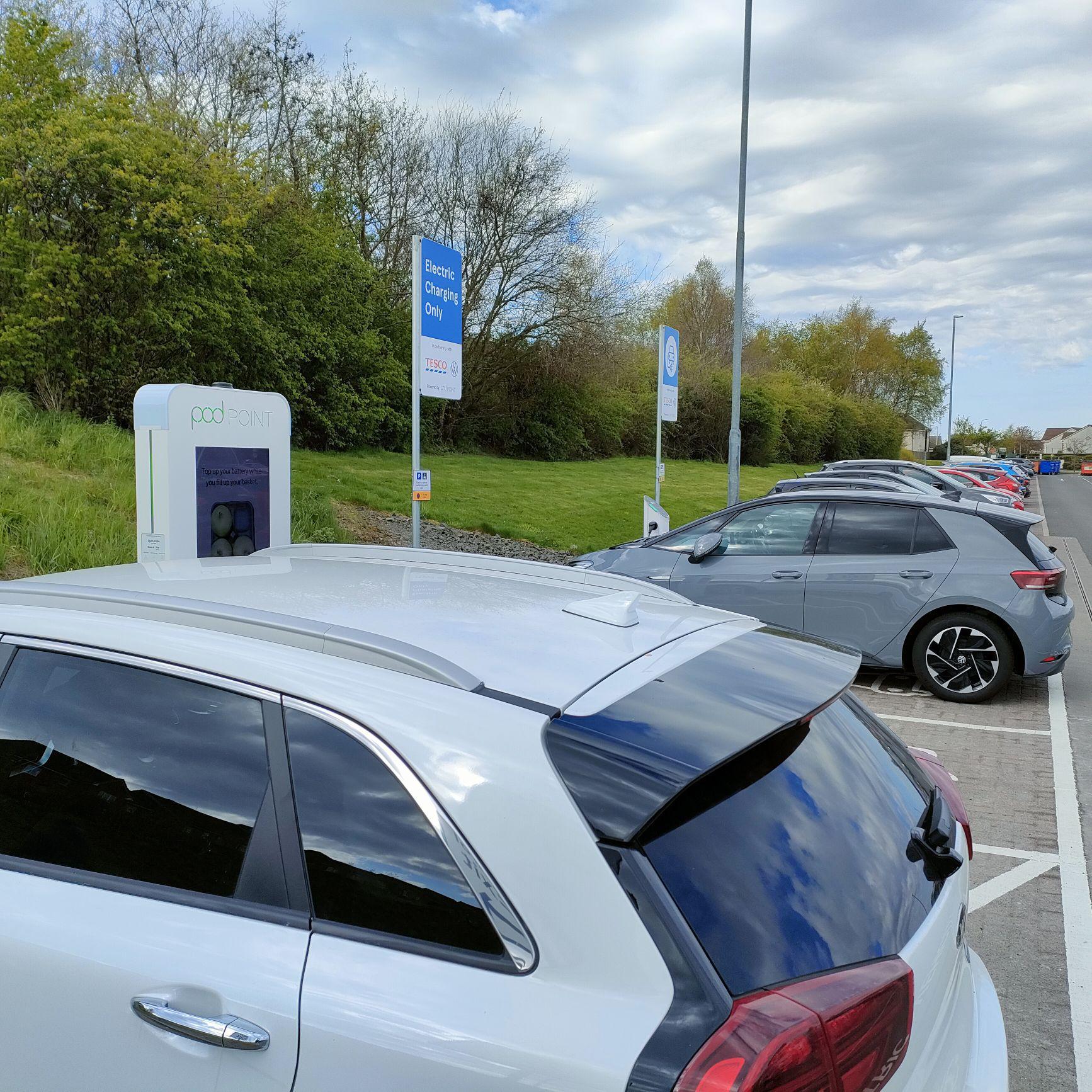 Tesco Extra Dunfermline Turnstone Rd, Dunfermline, KY11 8EG, United