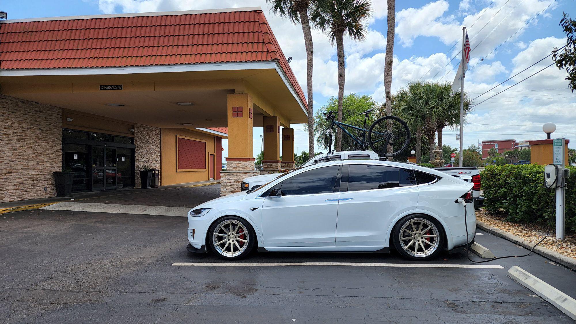 Quality Inn & Suites Palatka, FL EV Station