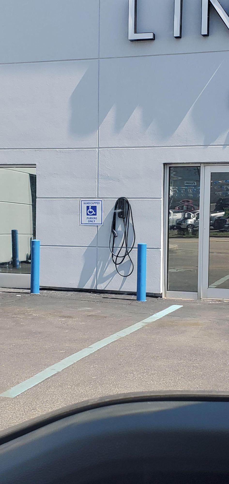 Bill Cole Ford Ashland, KY EV Station