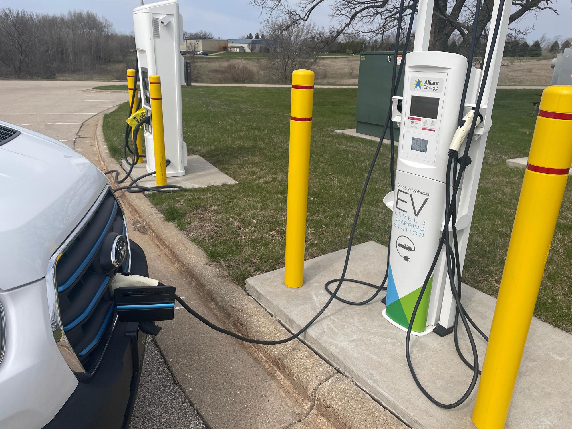Alliant Energy Mineral Point, WI EV Station