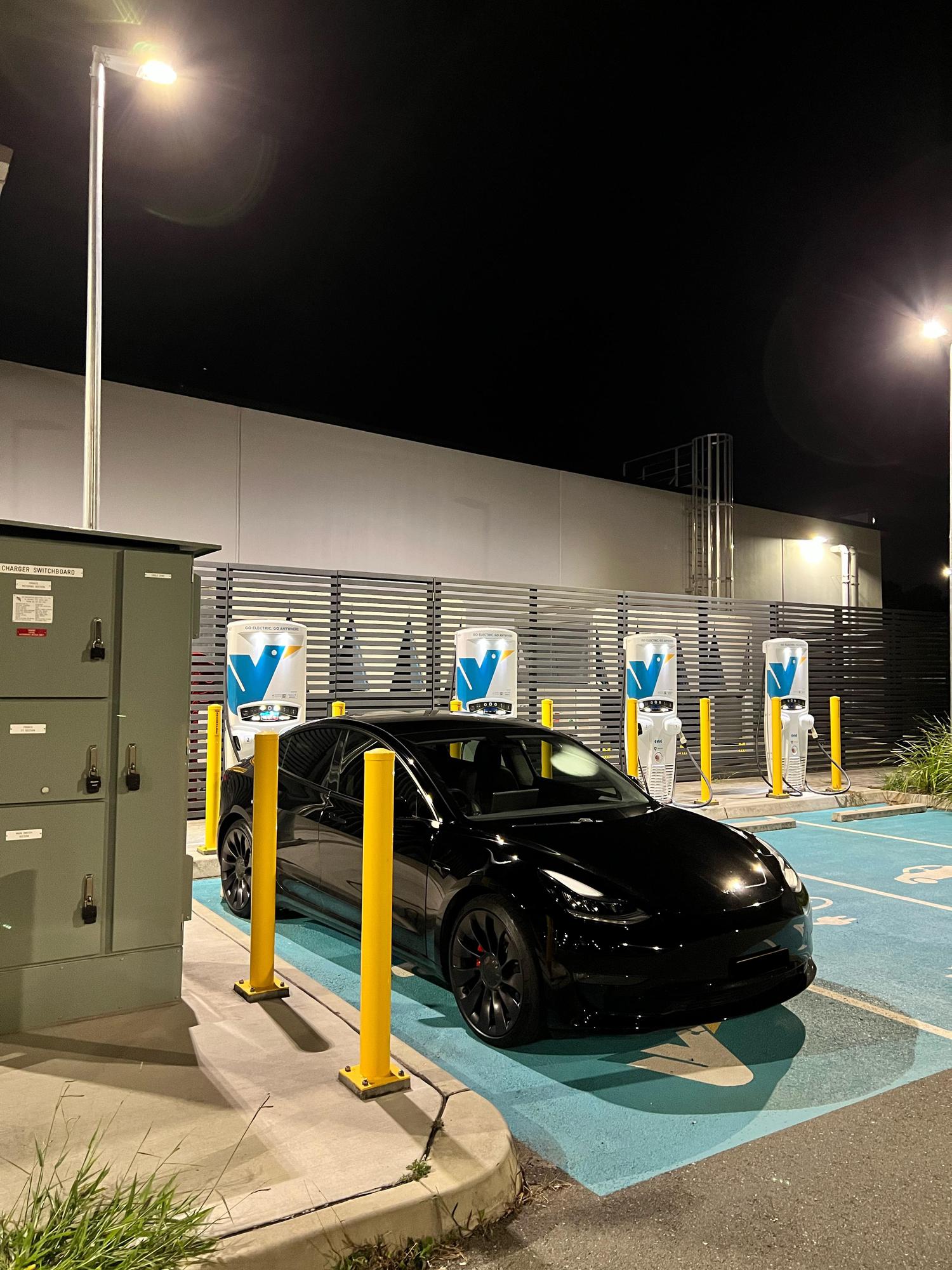 Brisbane Airport DFO Nick Scali Brisbane Airport, QLD EV Station