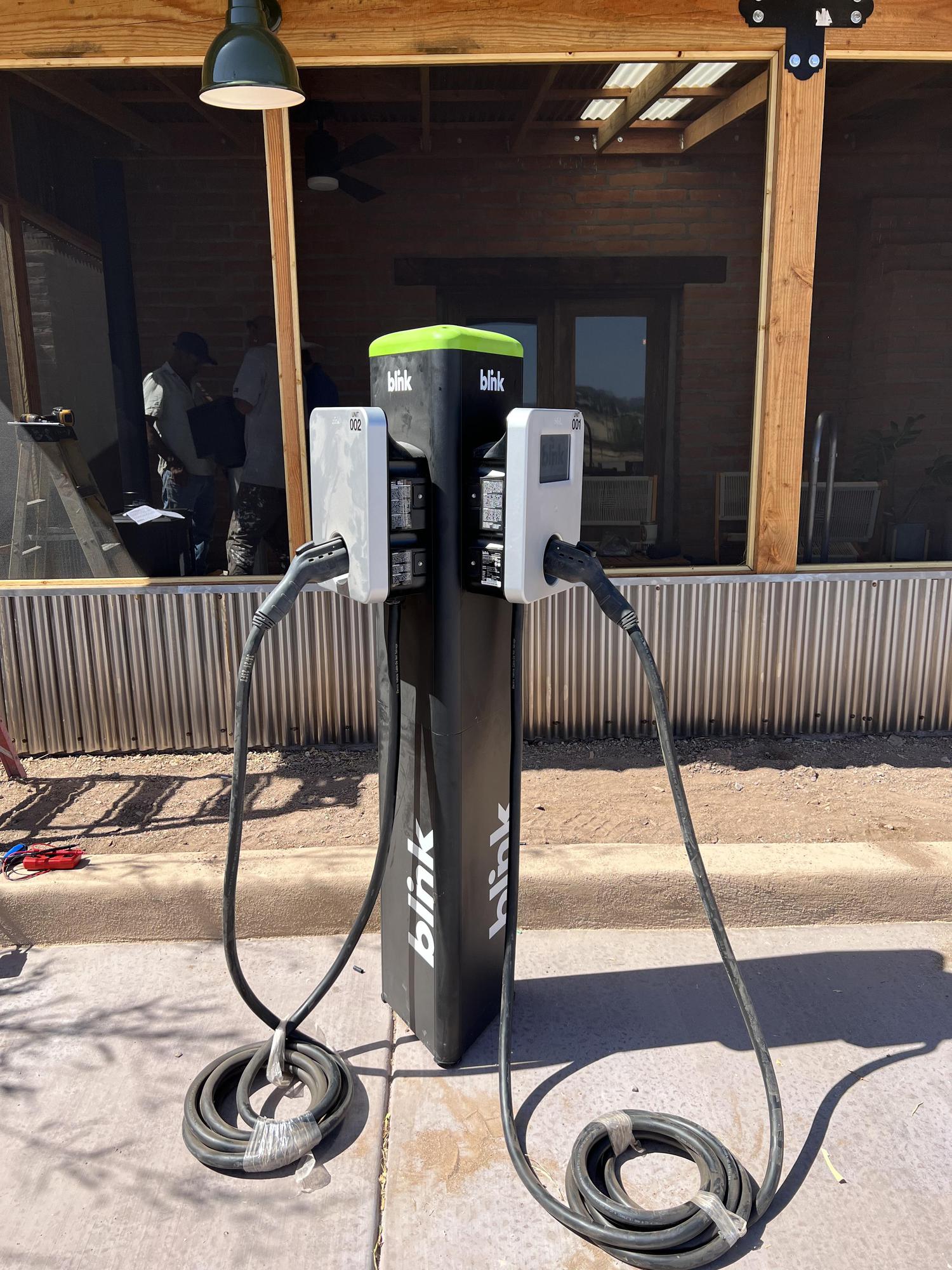 Dos Cabezas WineWorks Sonoita, AZ EV Station