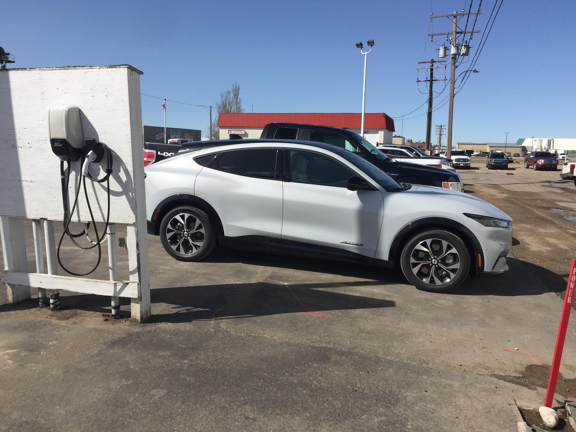 Regal Motors Ltd. Rosetown, SK EV Station