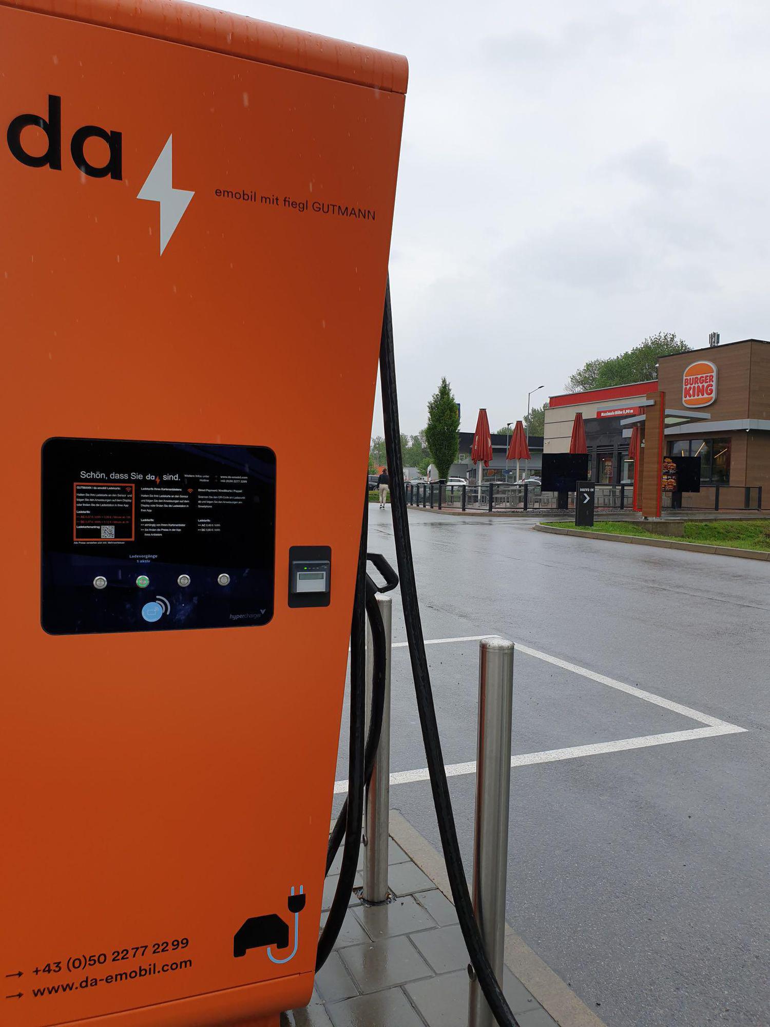 Da Emobil Charging Station