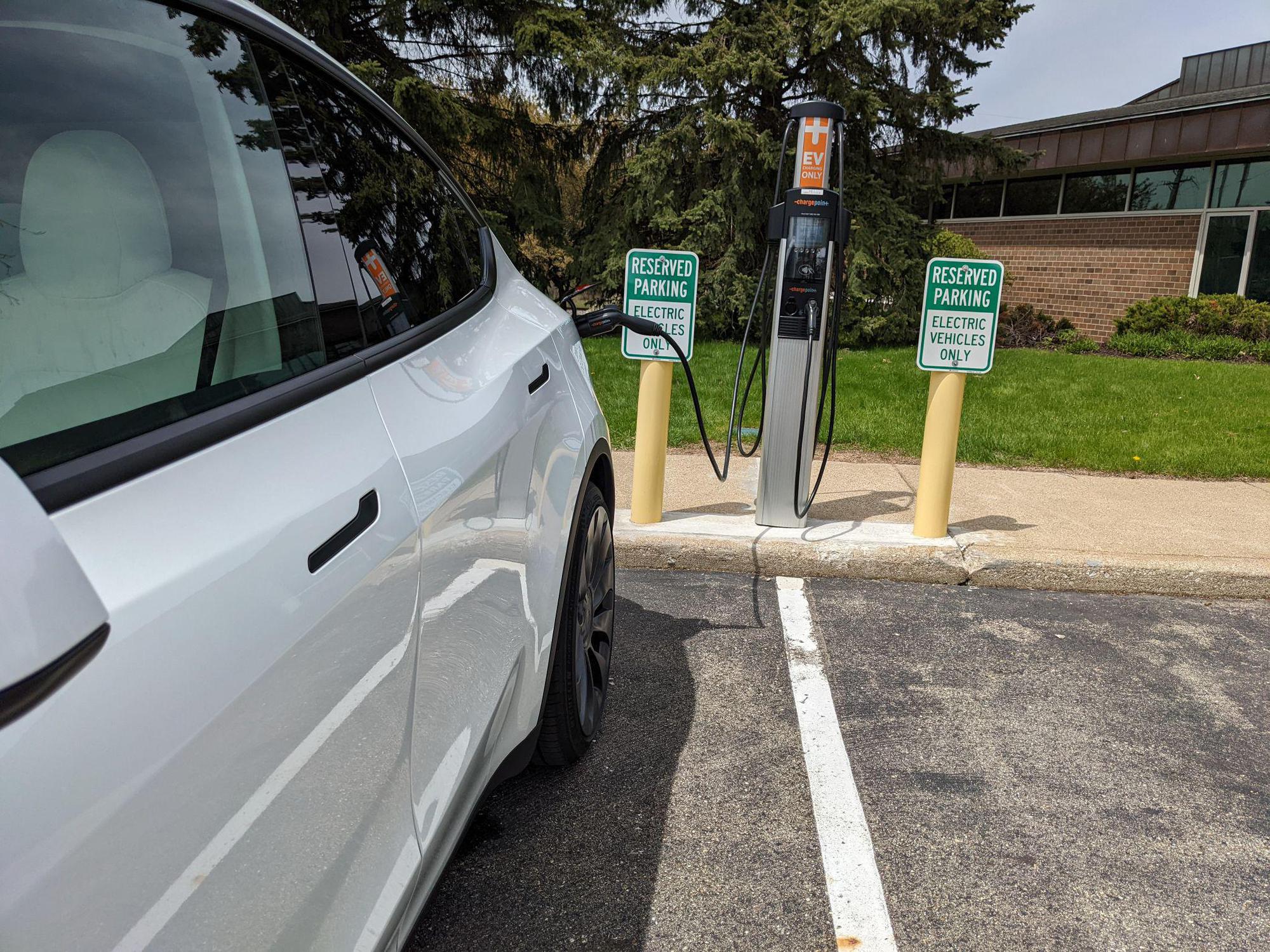 Portage City Hall Portage, MI EV Station