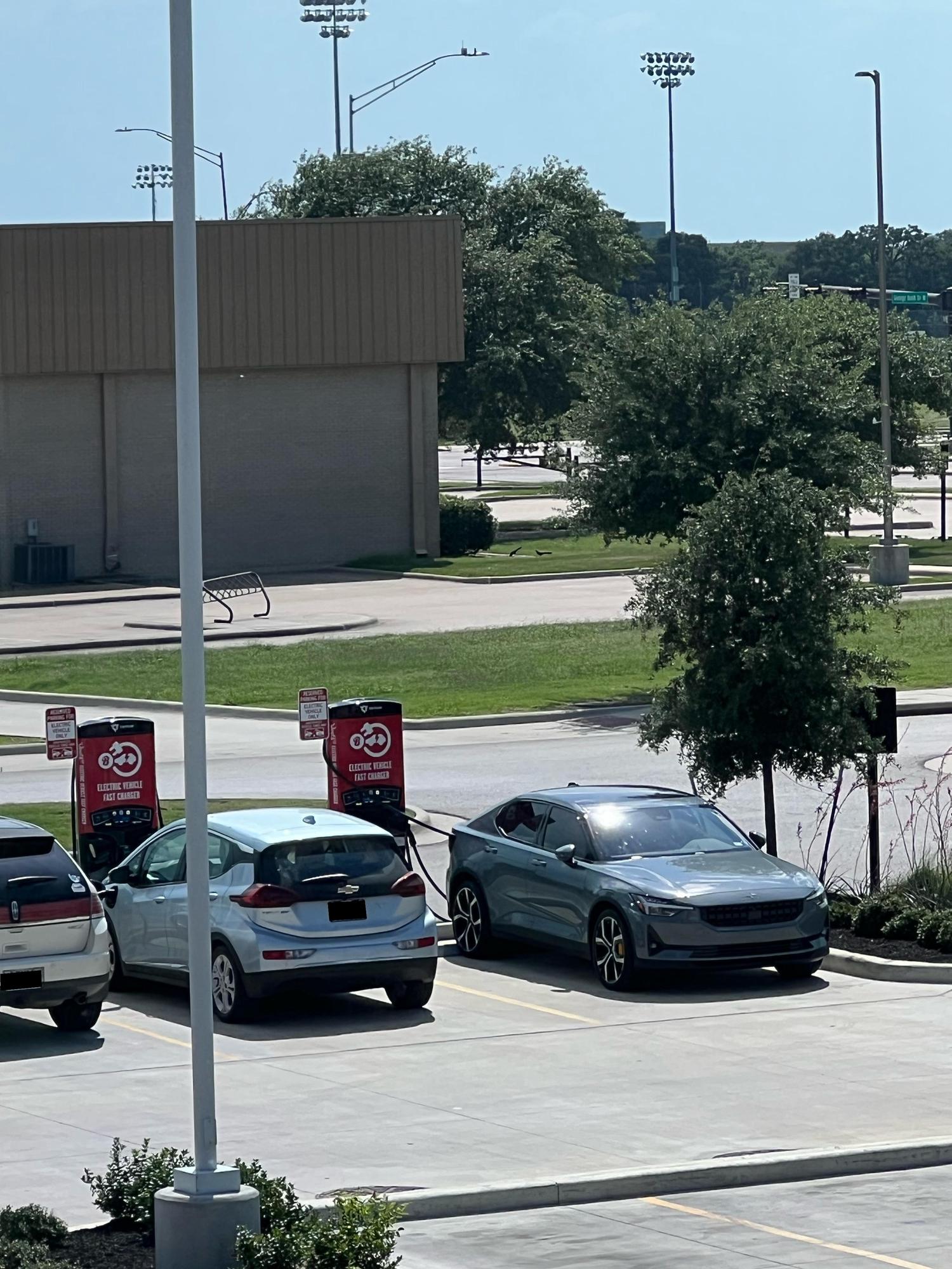 Brookshire Brothers College Station, TX EV Station