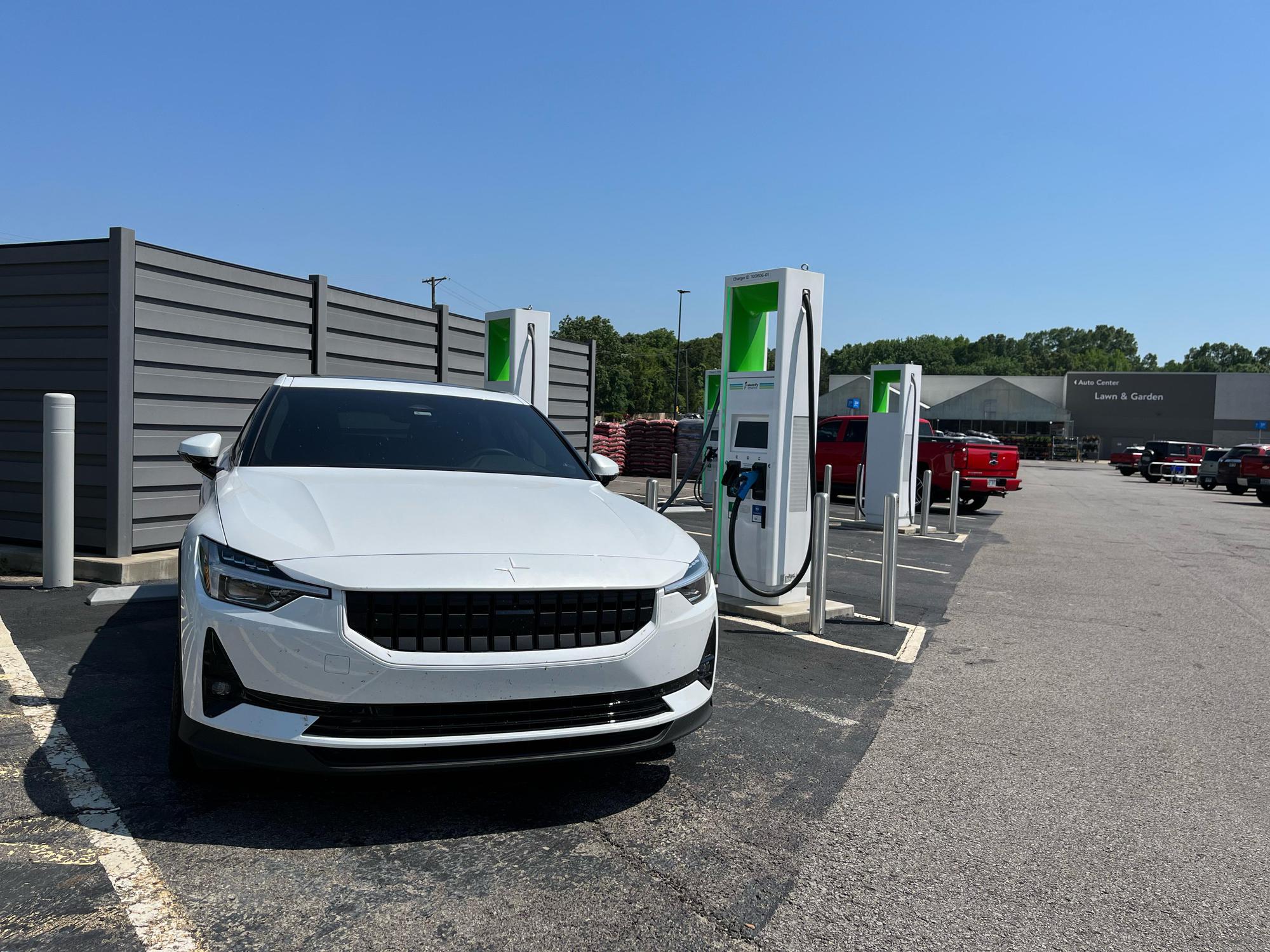 Walmart Supercenter Clarksville, AR EV Station