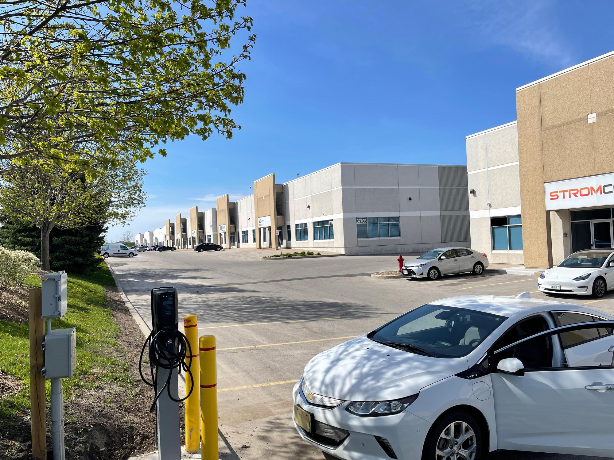 3750B Laird Rd Building Mississauga, ON EV Station