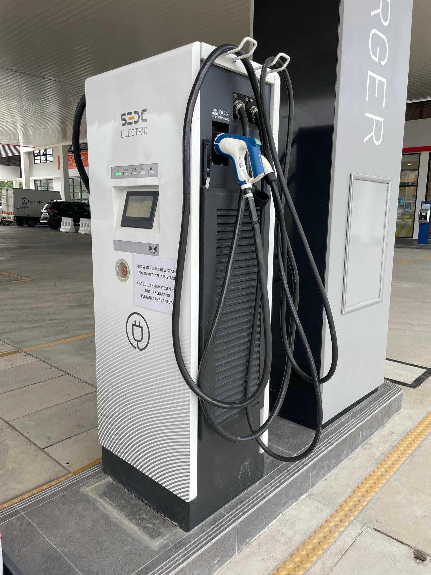 JomCharge PETROS Darul Hana Kuching, Sarawak EV Station
