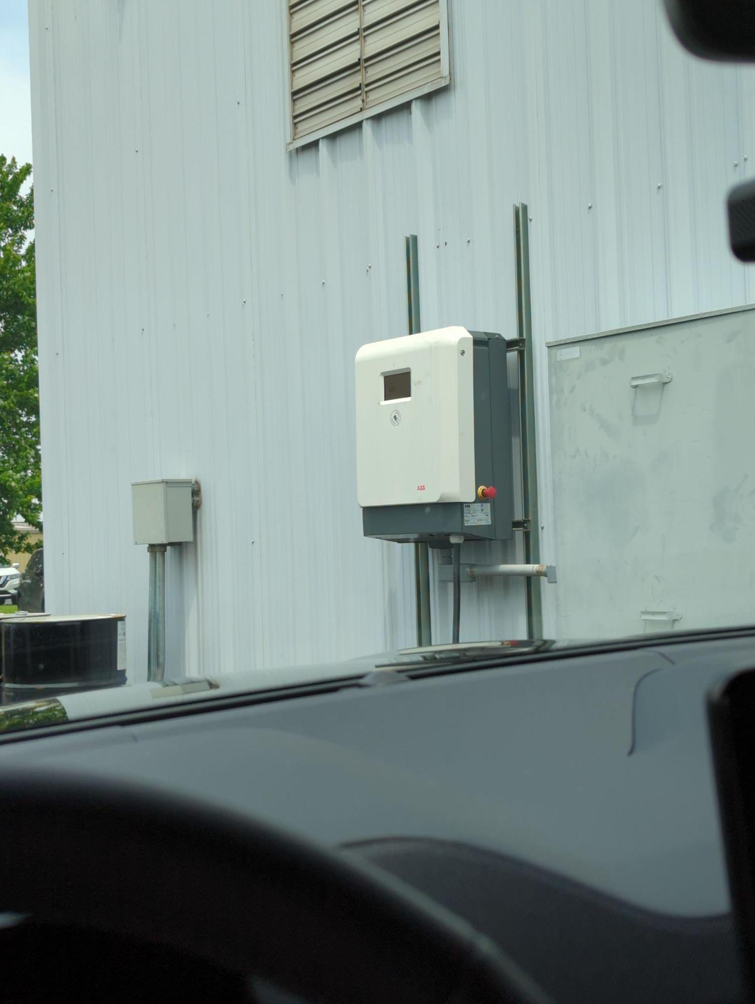 Sparks Nissan Monroe, LA EV Station