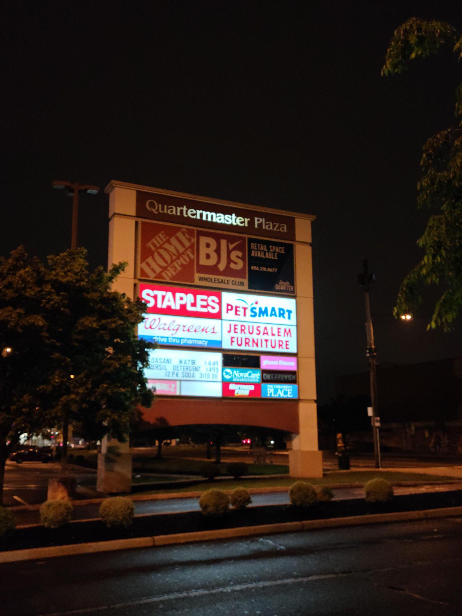 Quartermaster Plaza Philadelphia, PA EV Station