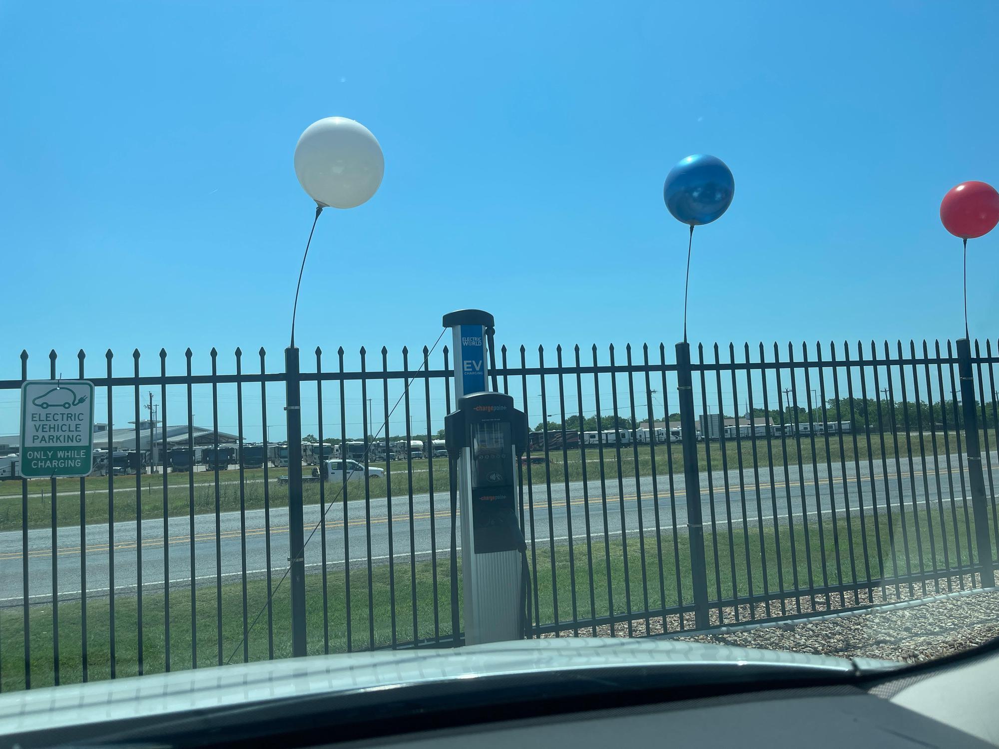 Camping World of Alvarado Alvarado, TX EV Station