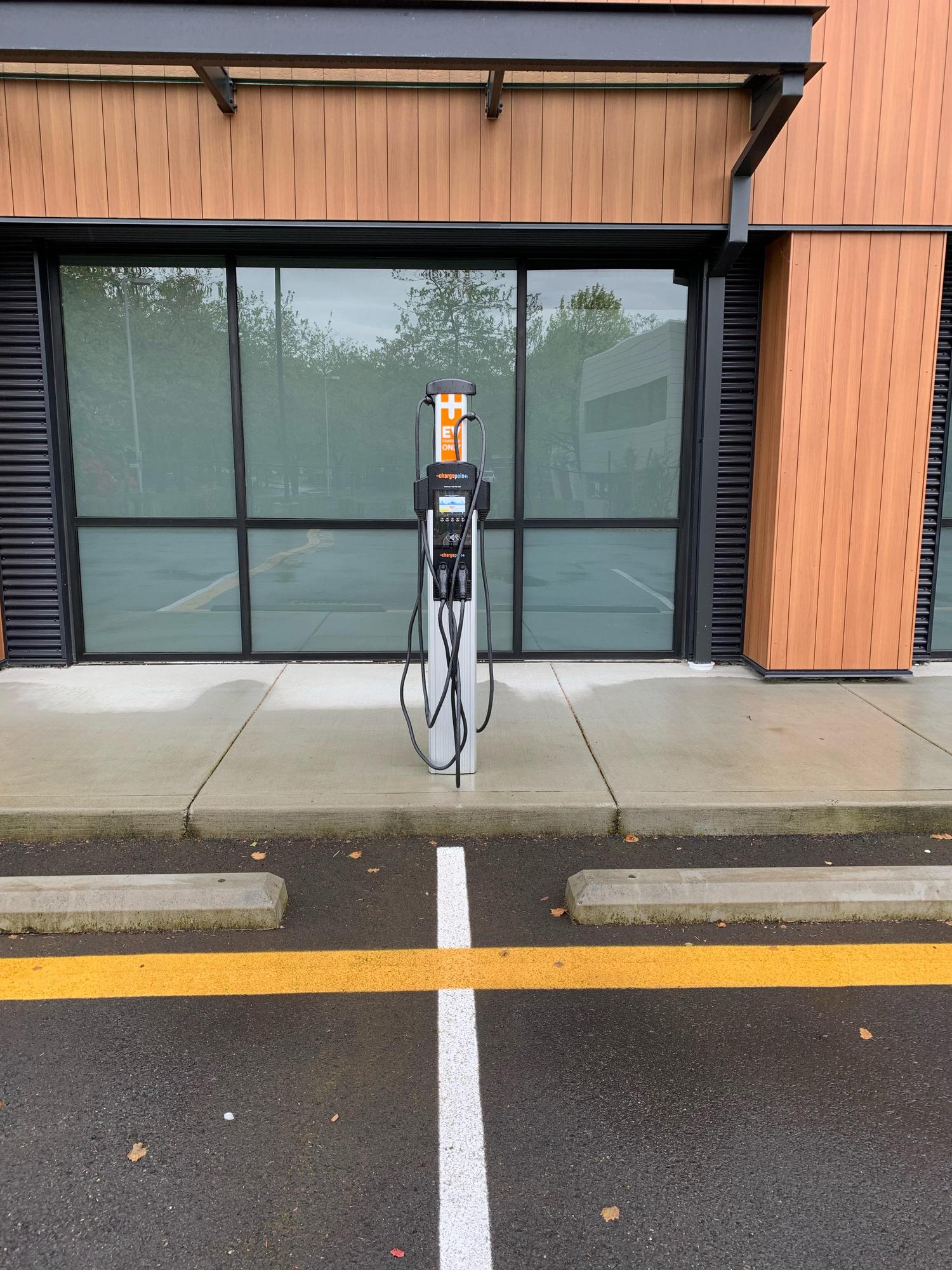 King Lasik & K2 Vision Tukwila, WA EV Station
