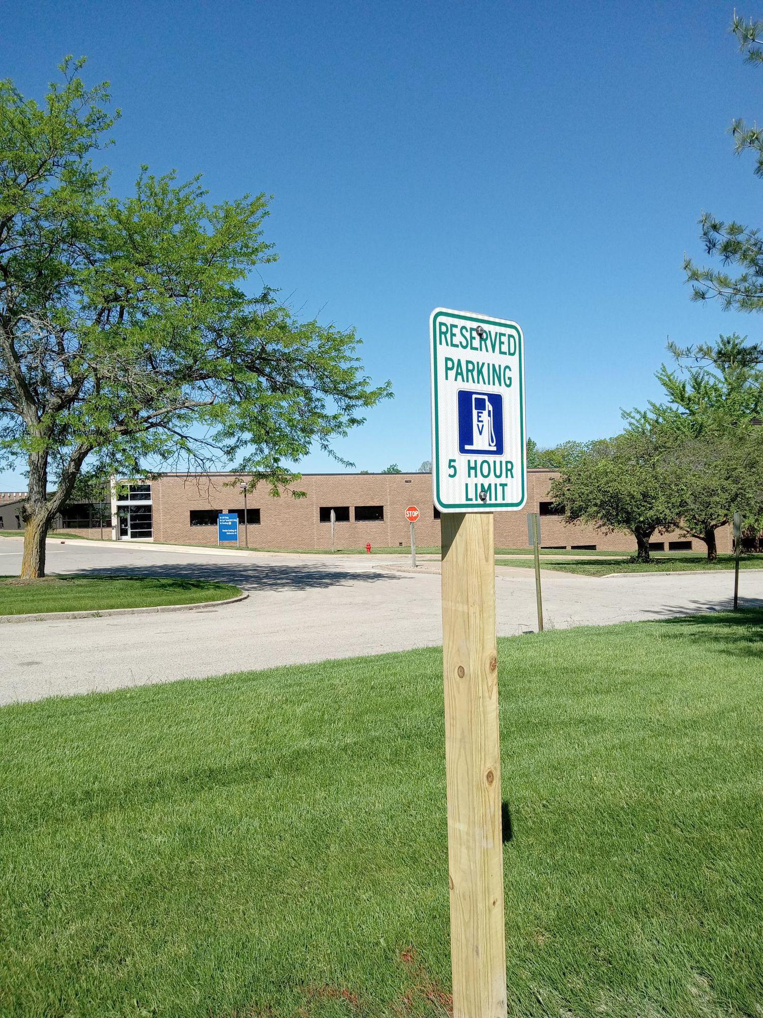 Illinois Central College Lot C East Peoria, IL EV Station