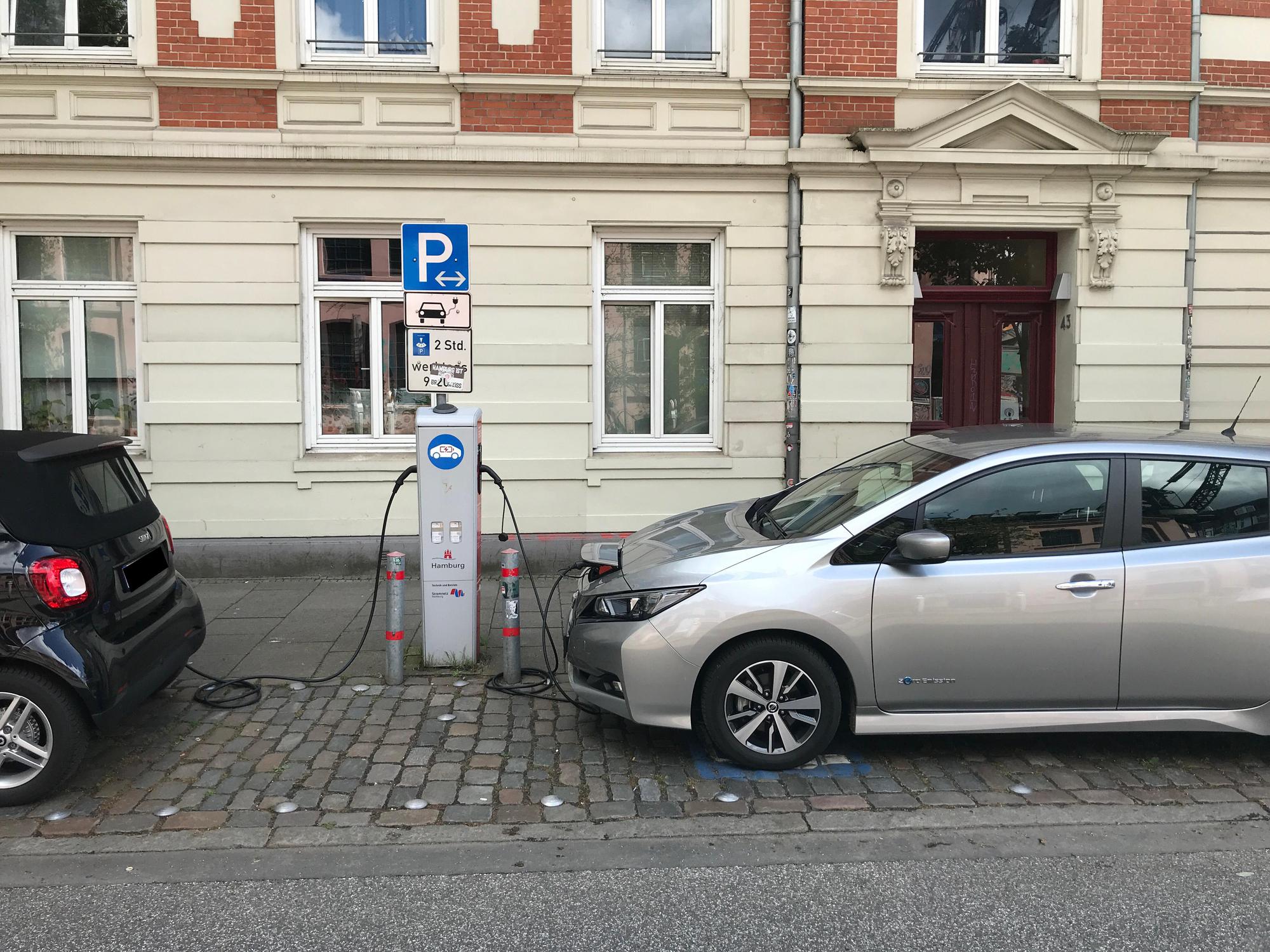 Was Kostet Parken Auf Parkplatz Für Elektrofahrzeuge Hamburg www.plugshare.com