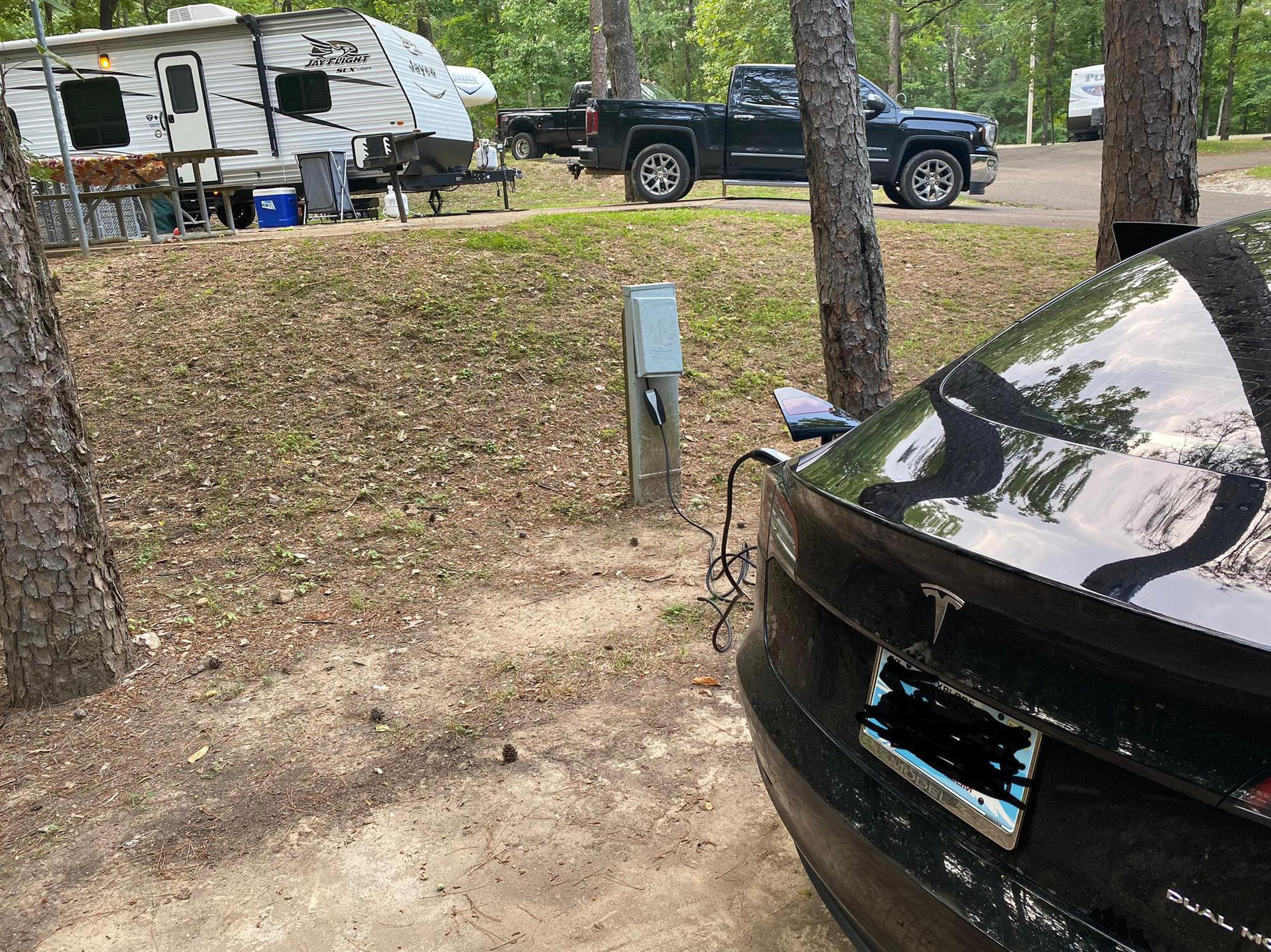 Armadillo Circle RV Campground Broken Bow, OK EV Station