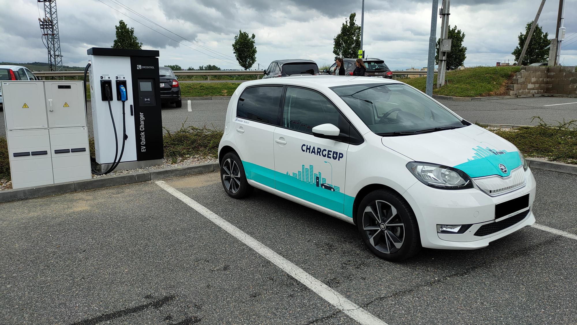 STOP SHOP Znojmo Znojmo, Jihomoravský kraj EV Station