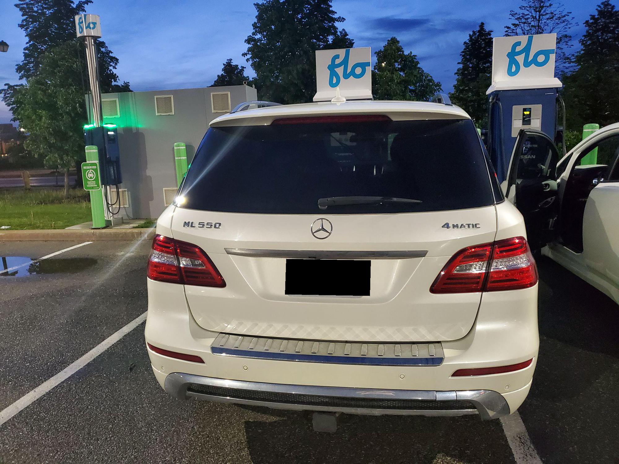 Canadian Tire Woodbridge Vaughan, ON EV Station
