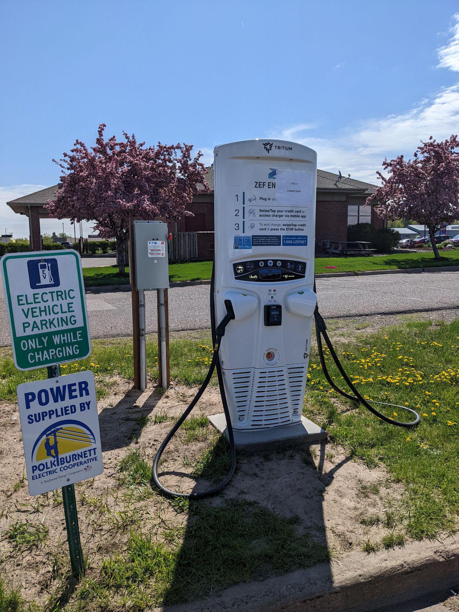 Cadott Restaurant / Cenex Cadott, WI EV Station