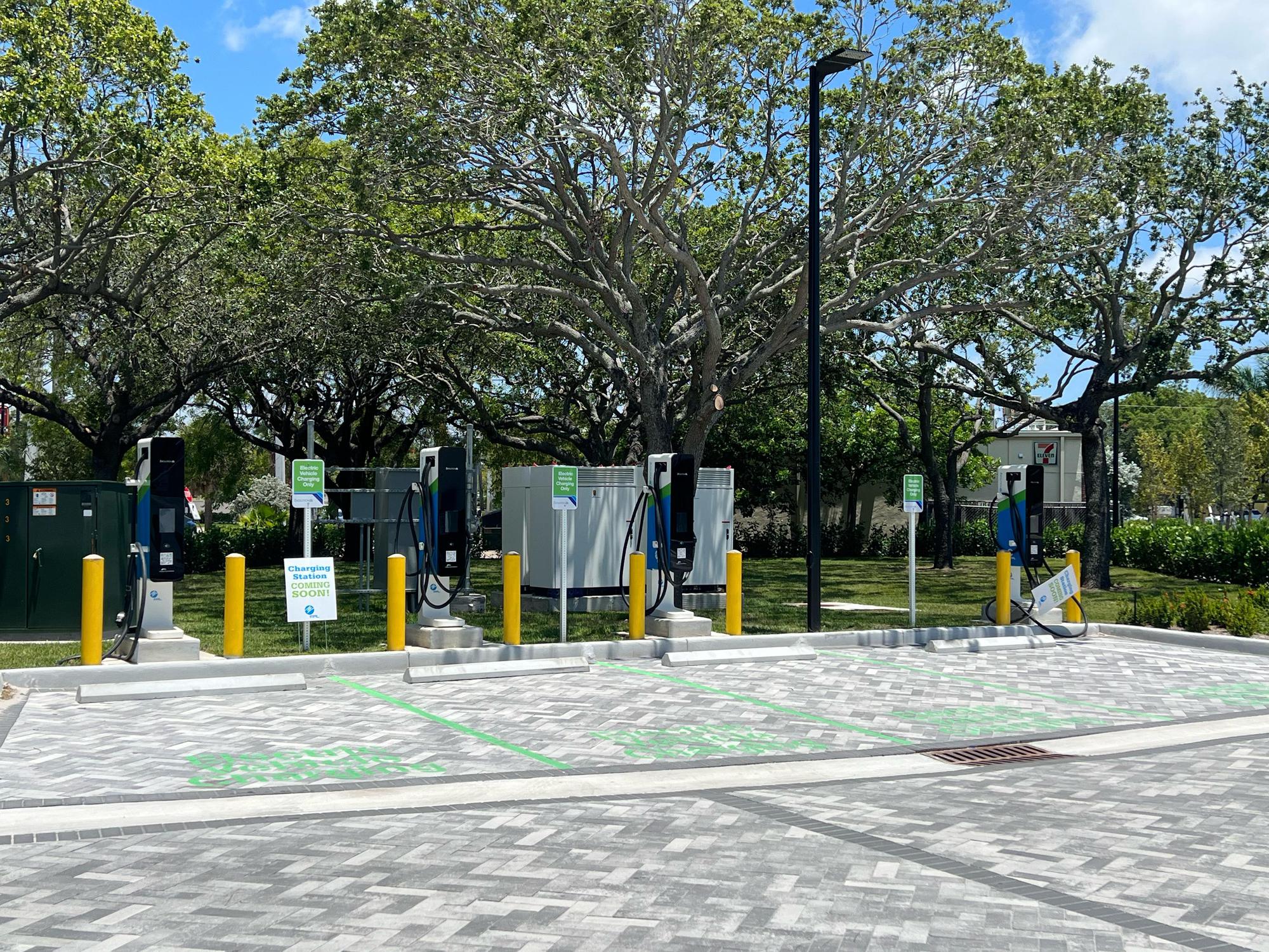 Sprouts Farmers Market Oakland Park, FL EV Station