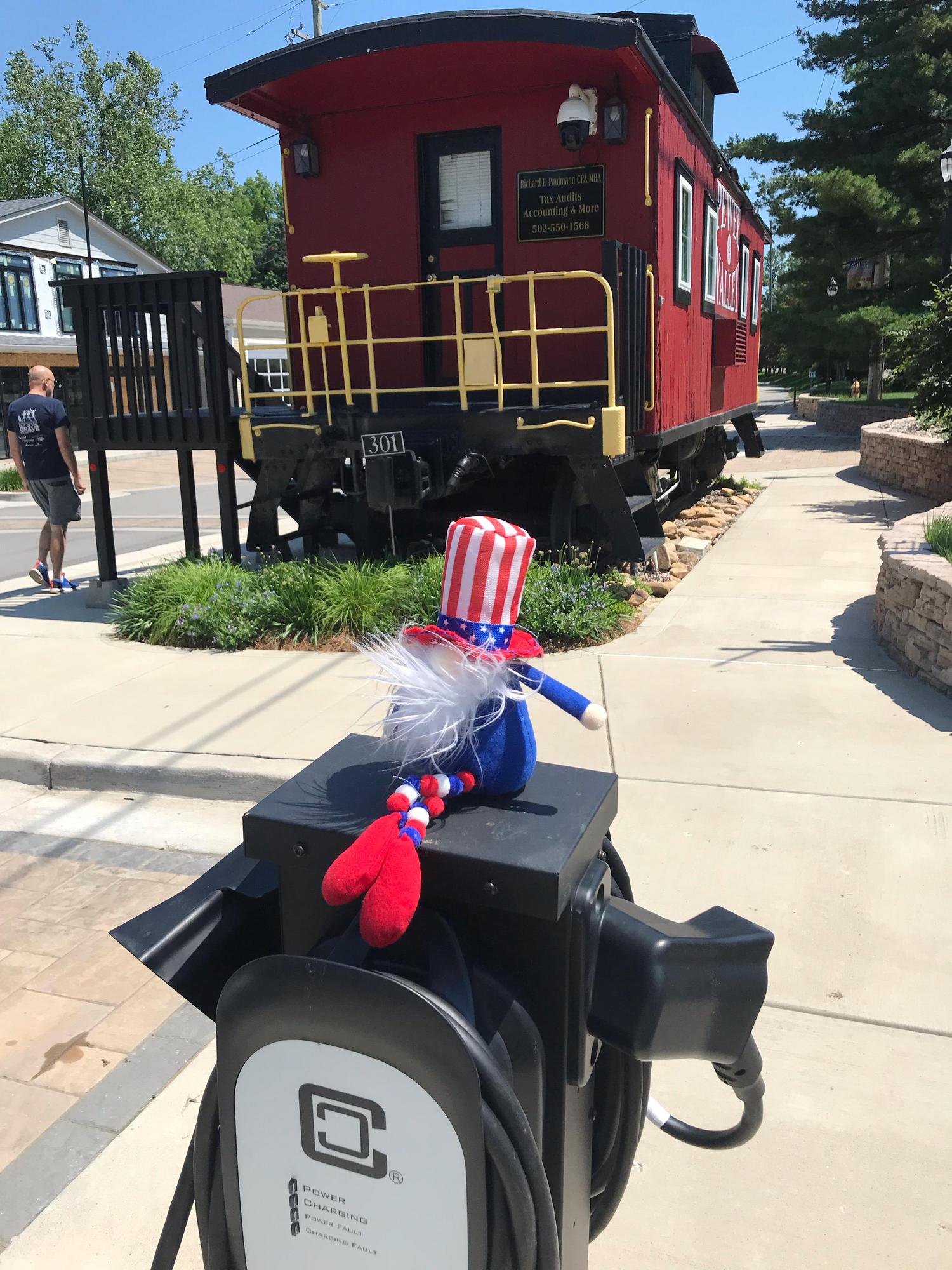 Pewee Valley Town Square Pewee Valley, KY EV Station