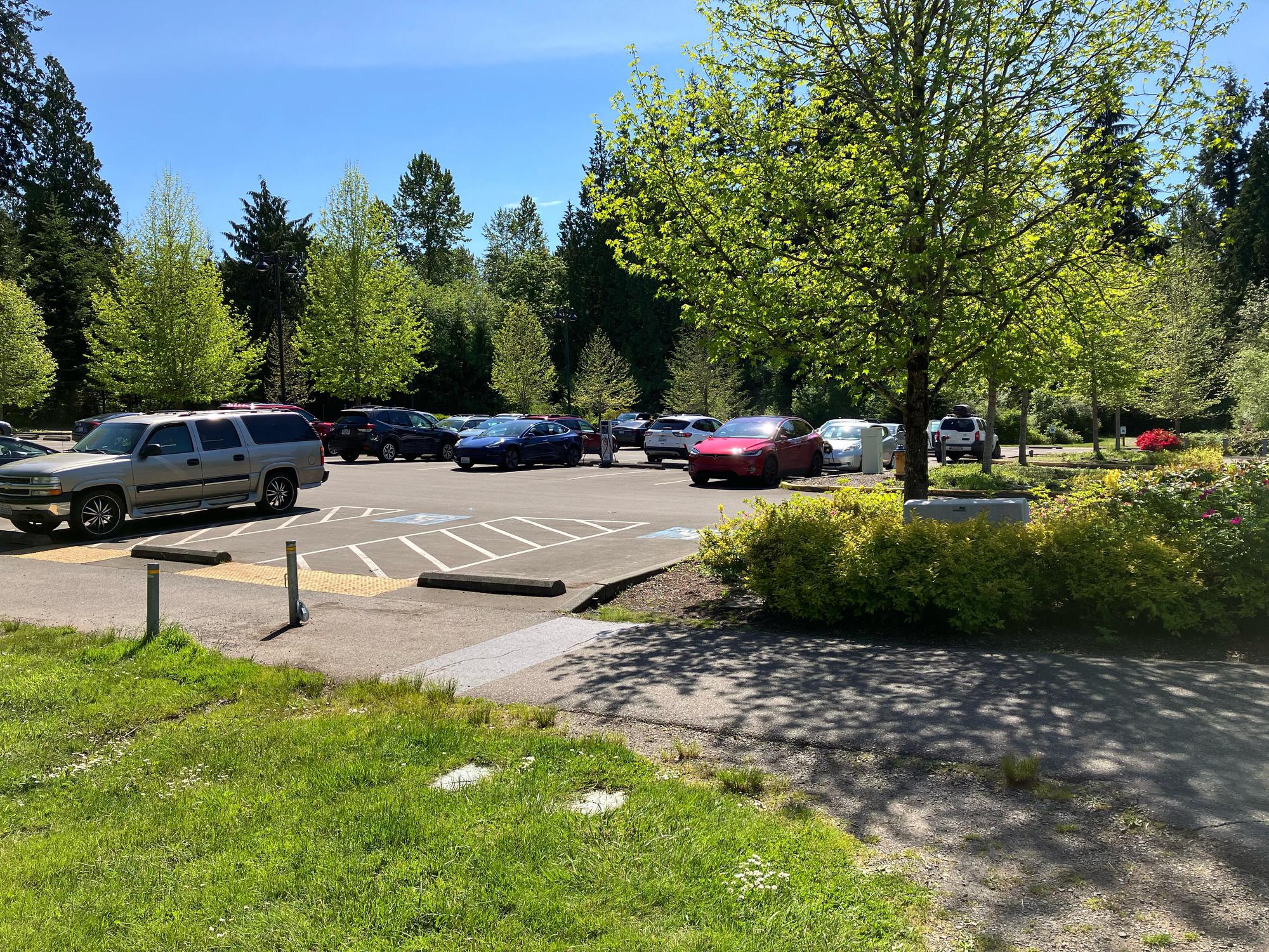 Willis Tucker Activity Center | Snohomish, WA | EV Station