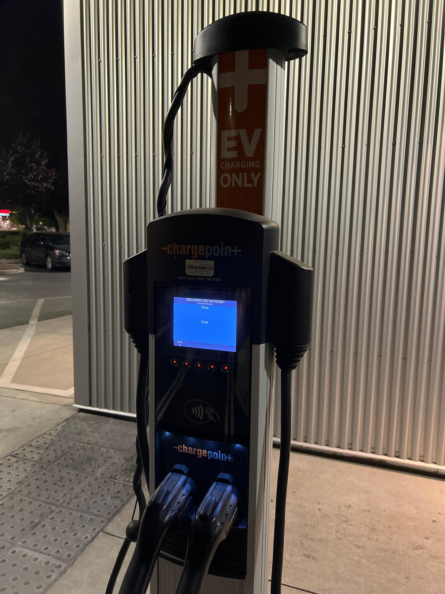 Orchards Shopping Center Wells Fargo Walnut Creek, CA EV Station