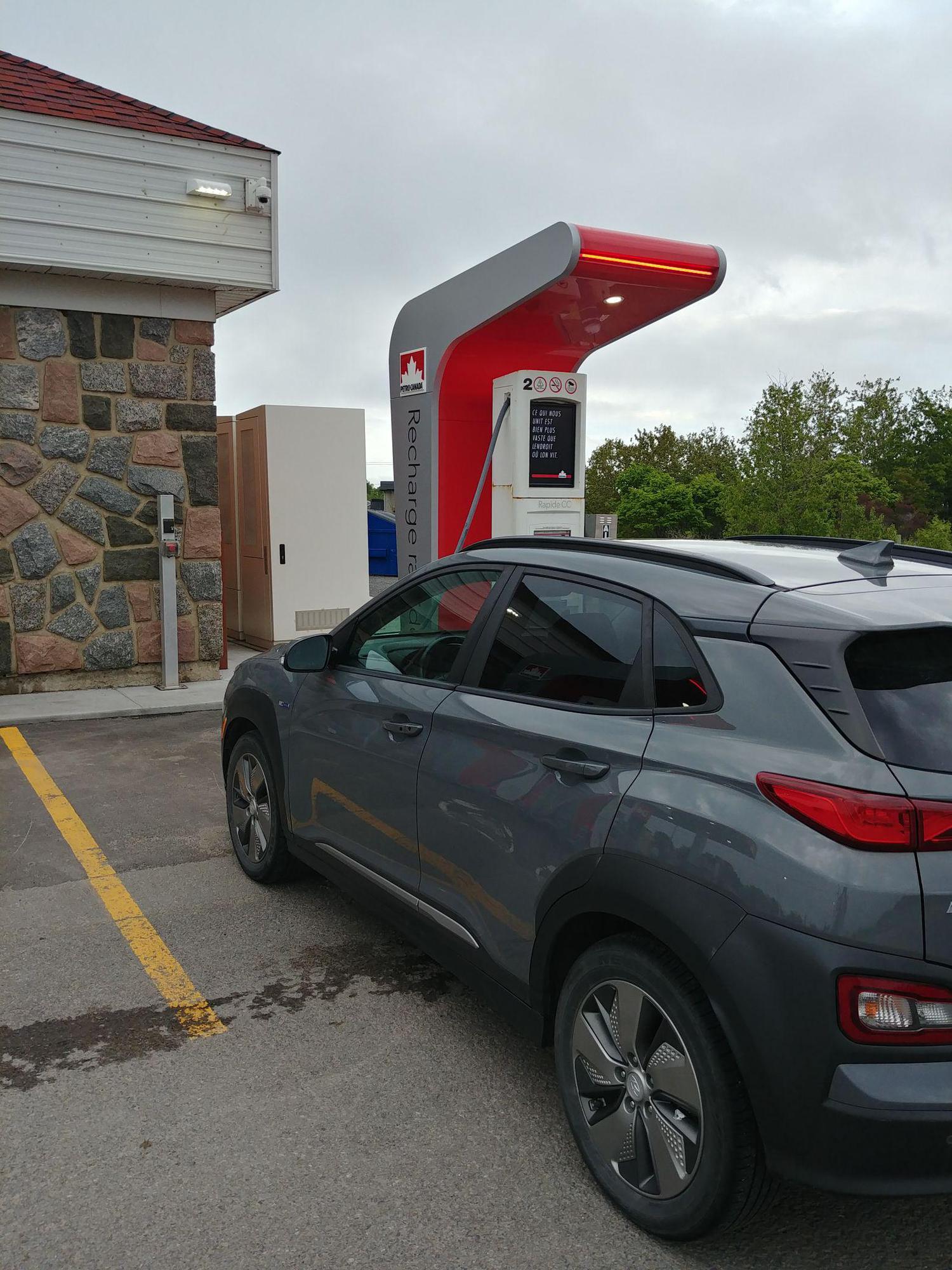 PetroCanada Riviere du Loup RivièreduLoup, QC EV Station