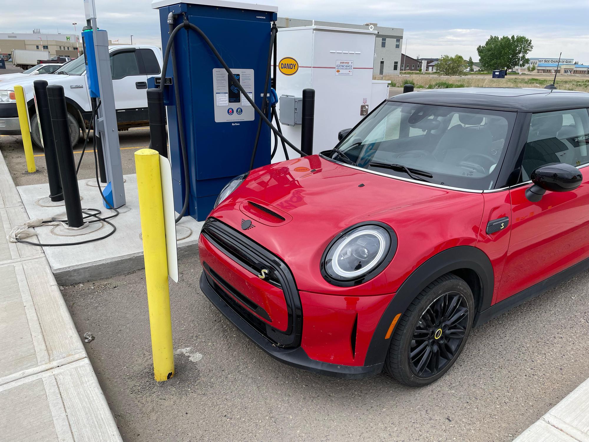 Canadian Tire Swift Current Swift Current, SK EV Station