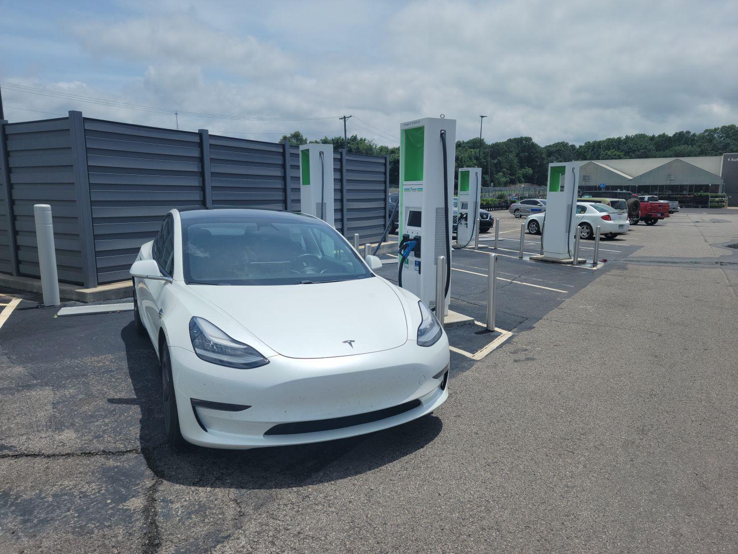 Walmart Supercenter Clarksville, AR EV Station