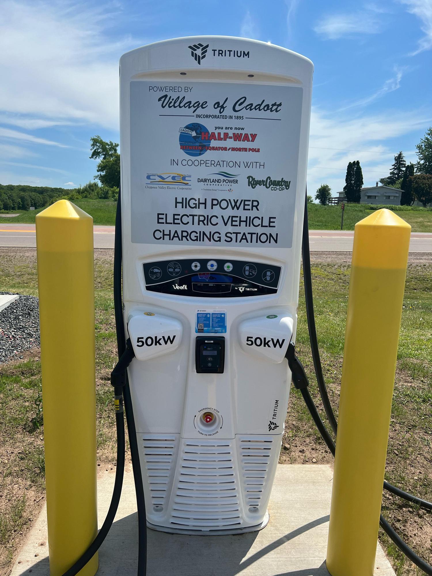 Cadott Restaurant / Cenex Cadott, WI EV Station