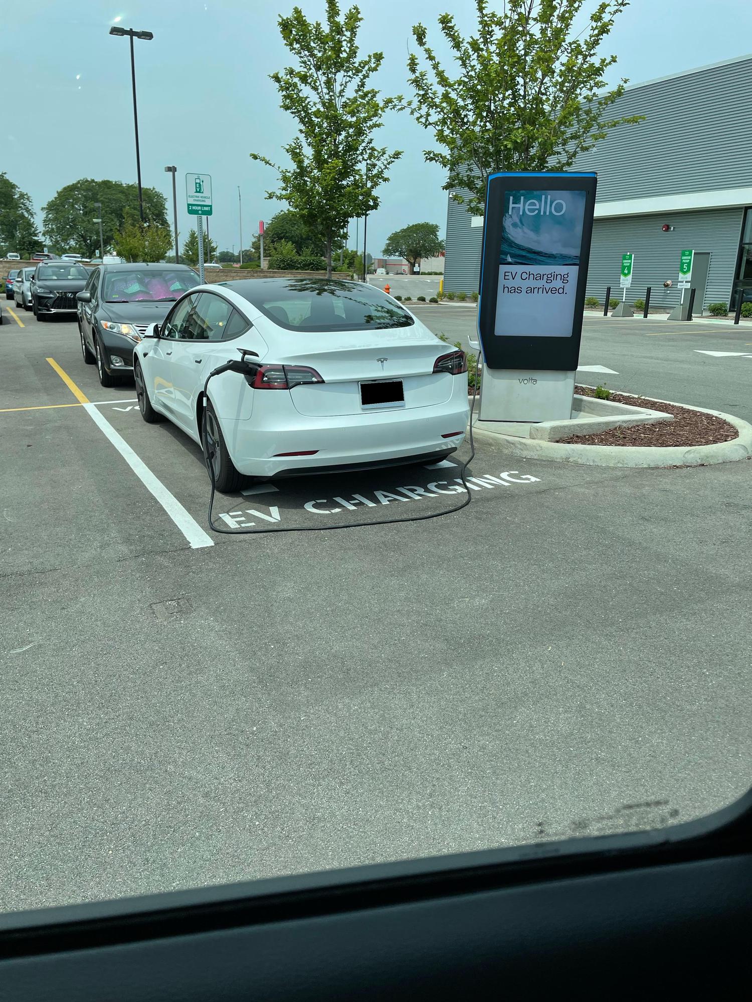 Amazon Fresh Naperville Ogden Naperville, IL EV Station