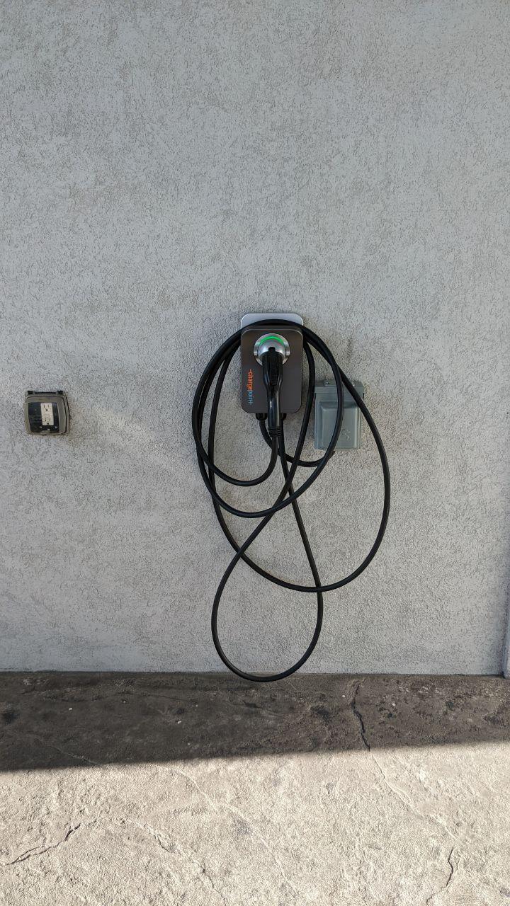 Grants Pass Toyota Grants Pass, OR EV Station